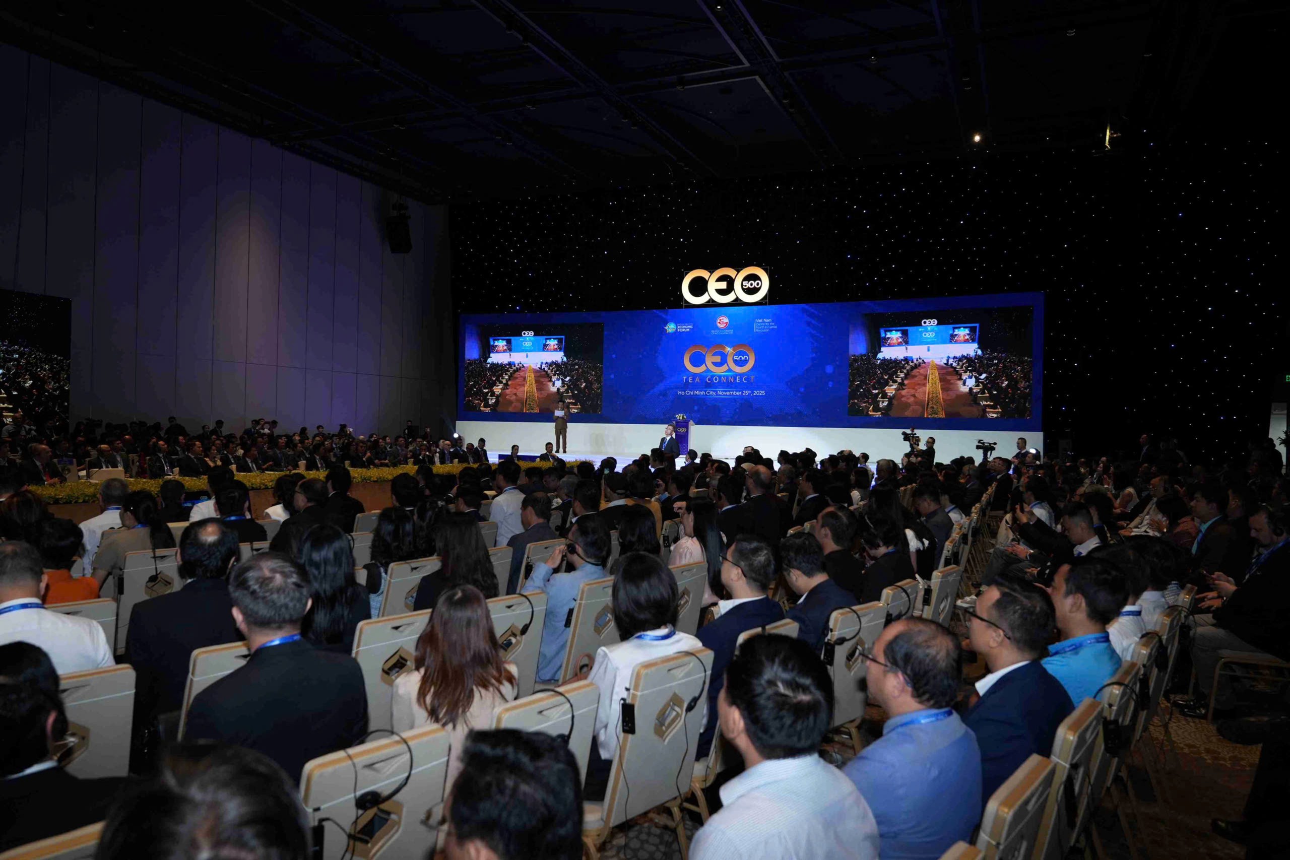 Nam A Bank "hiến kế" 3 mũi nhọn tài chính xanh tại Diễn đàn Kinh tế mùa thu 2025- Ảnh 3.