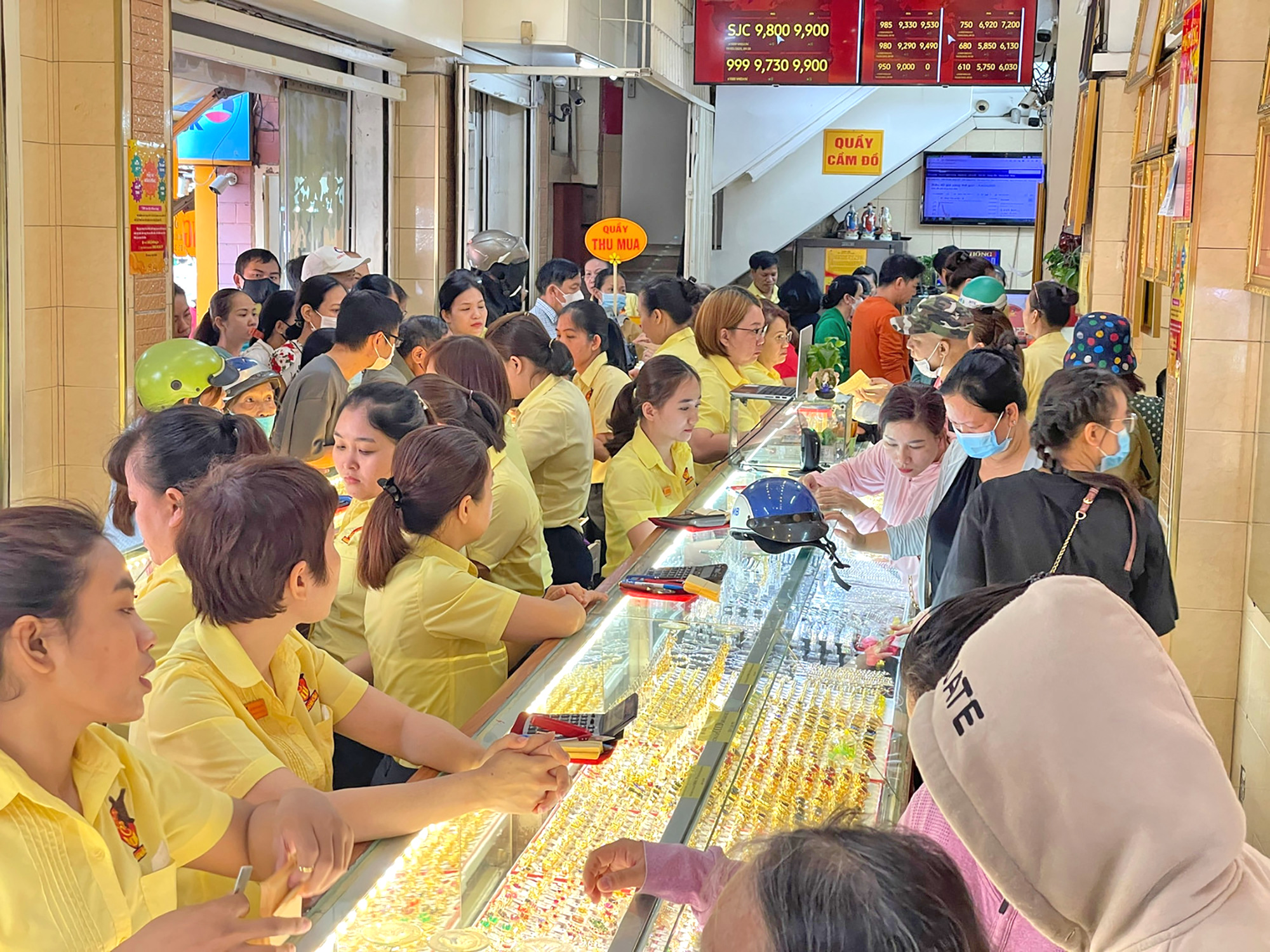 Thị trường “ngóng” sàn giao dịch vàng- Ảnh 1.