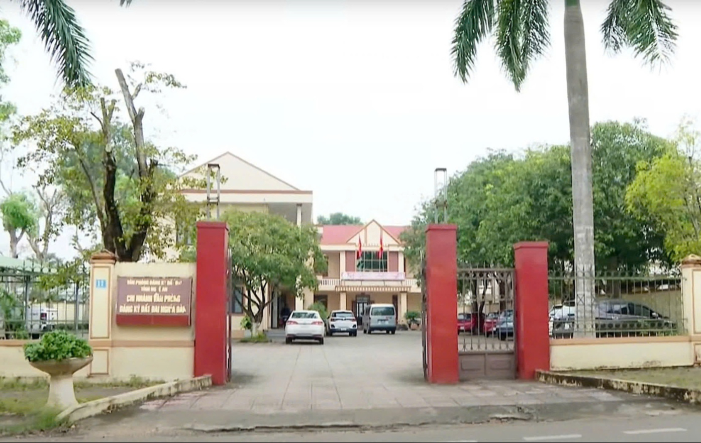 Nghệ An: Nhiều trụ sở dôi dư được chuyển làm trường mầm non- Ảnh 3.