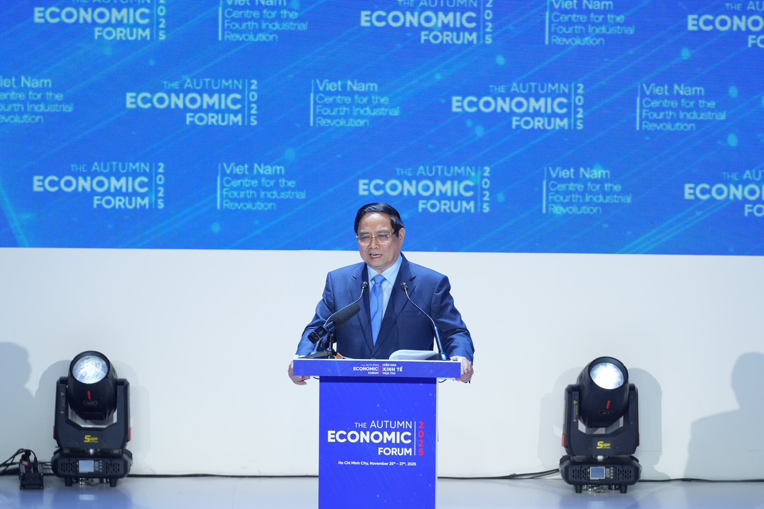 Diễn đàn Kinh tế mùa thu: Thủ tướng kêu gọi đoàn kết toàn cầu, thúc đẩy chuyển đổi số- Ảnh 1.