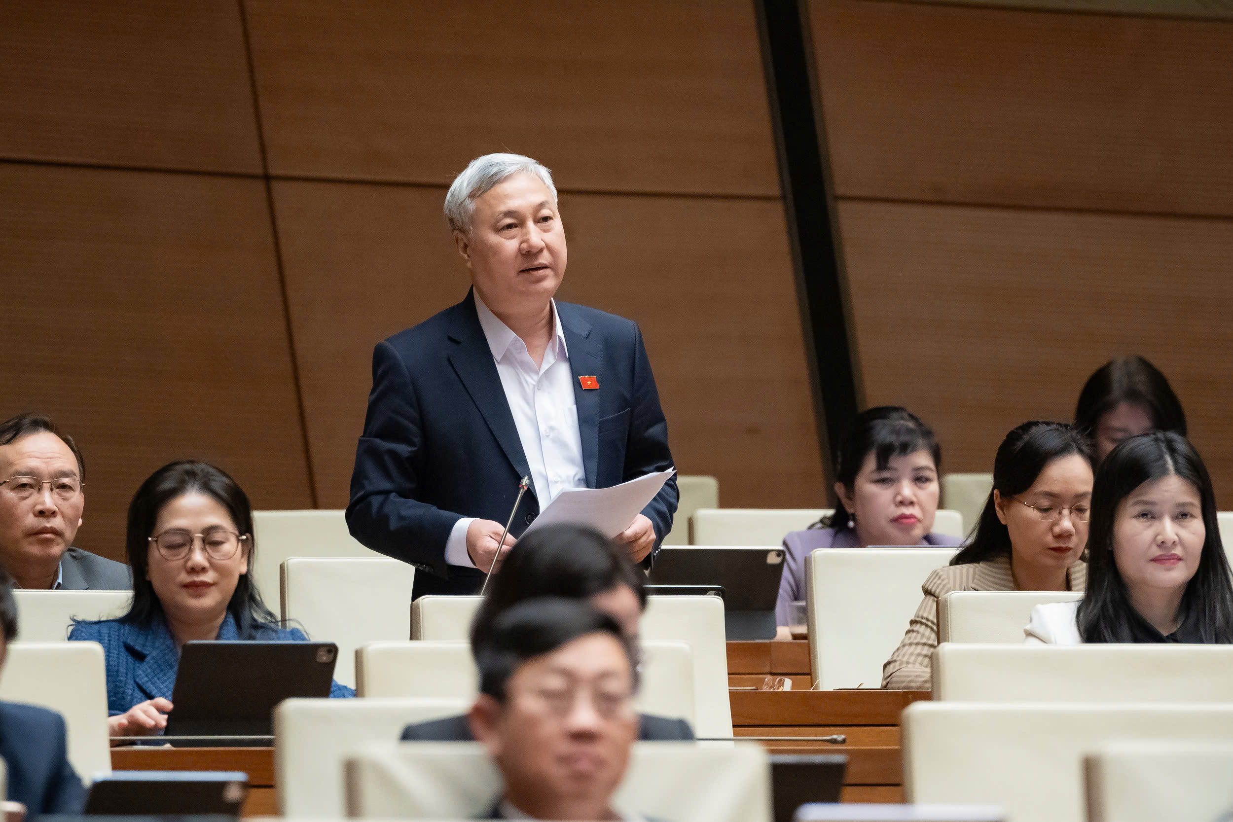 ĐBQH: Phải dạy AI "làm người chuẩn mực", biết phân biệt đúng sai- Ảnh 1. ĐBQH: Phải dạy AI "làm người chuẩn mực", biết phân biệt đúng sai- Ảnh 1.