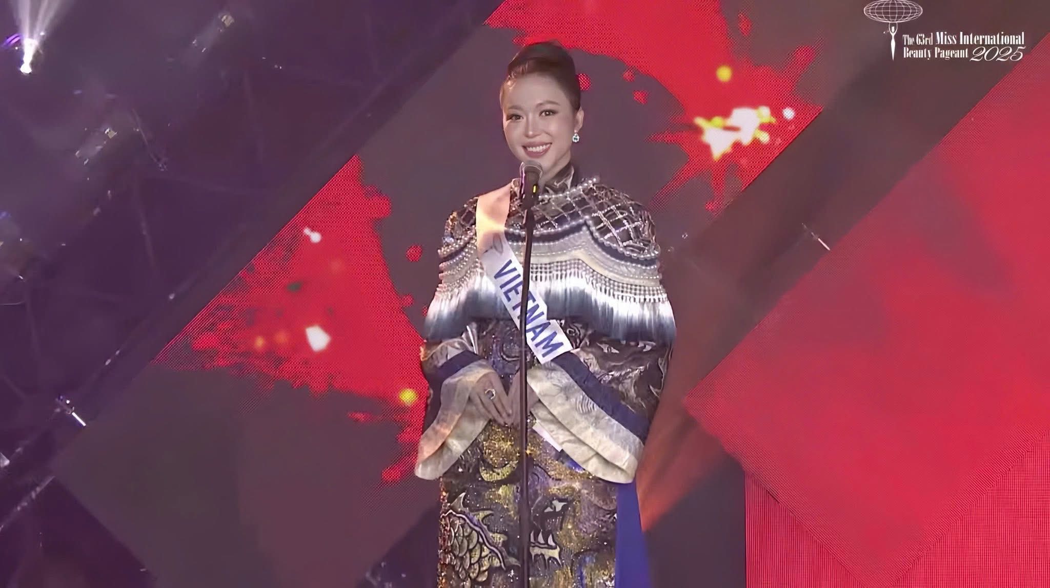 Người đẹp Colombia đăng quang Miss International 2025, Kiều Duy trượt top 20- Ảnh 9. Người đẹp Colombia đăng quang Miss International 2025, Kiều Duy trượt top 20- Ảnh 9.