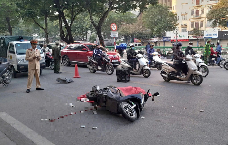 Hiện trường vụ tai nạn - Ảnh: C.Đ. Hiện trường vụ tai nạn - Ảnh: C.Đ.