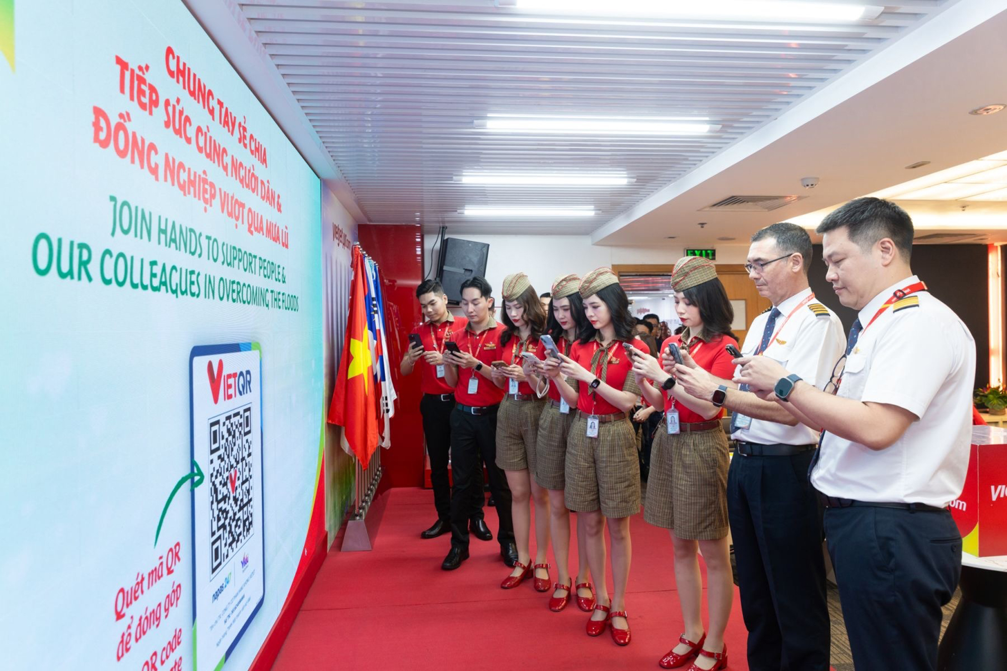 Những chuyến bay Vietjet chở đầy yêu thương- Ảnh 5.