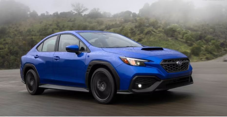 Đâu là mẫu xe sedan chinh phục dân mê tốc độ?- Ảnh 2.