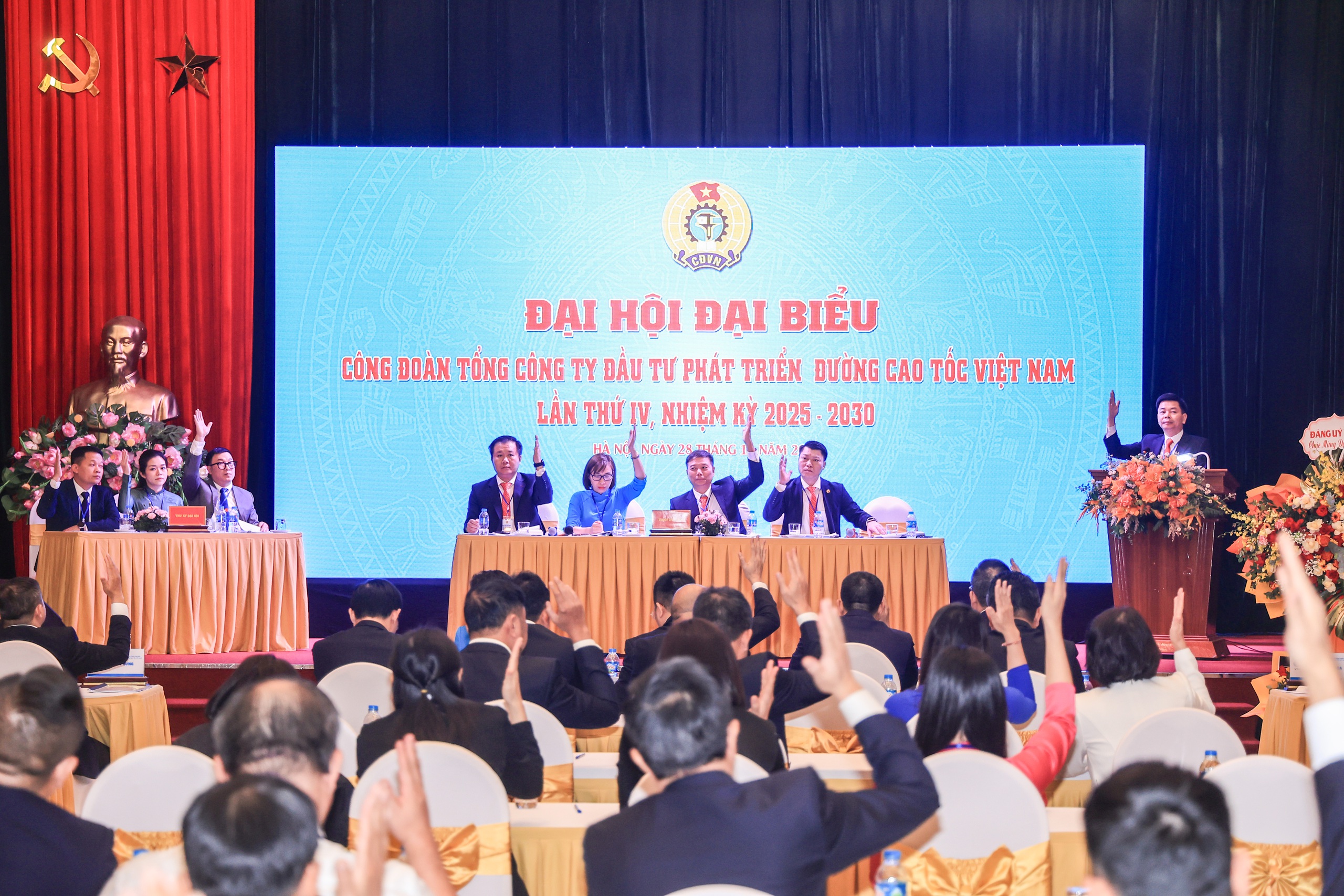 Công đoàn VEC: Xây dựng môi trường làm việc đoàn kết, thân thiện, chuyên nghiệp- Ảnh 3.