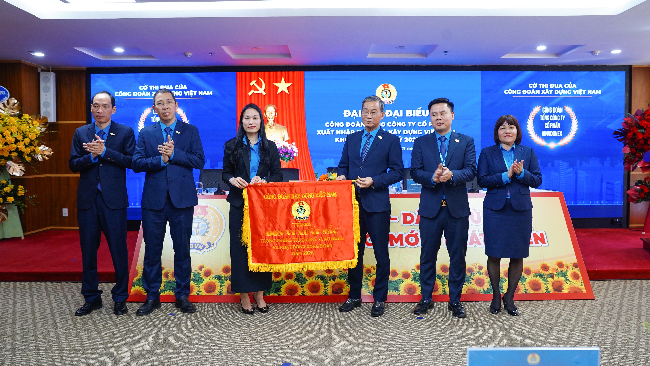 VINACONEX bứt phá mạnh mẽ, Công đoàn giữ vững vai trò đồng hành cùng người lao động- Ảnh 3.