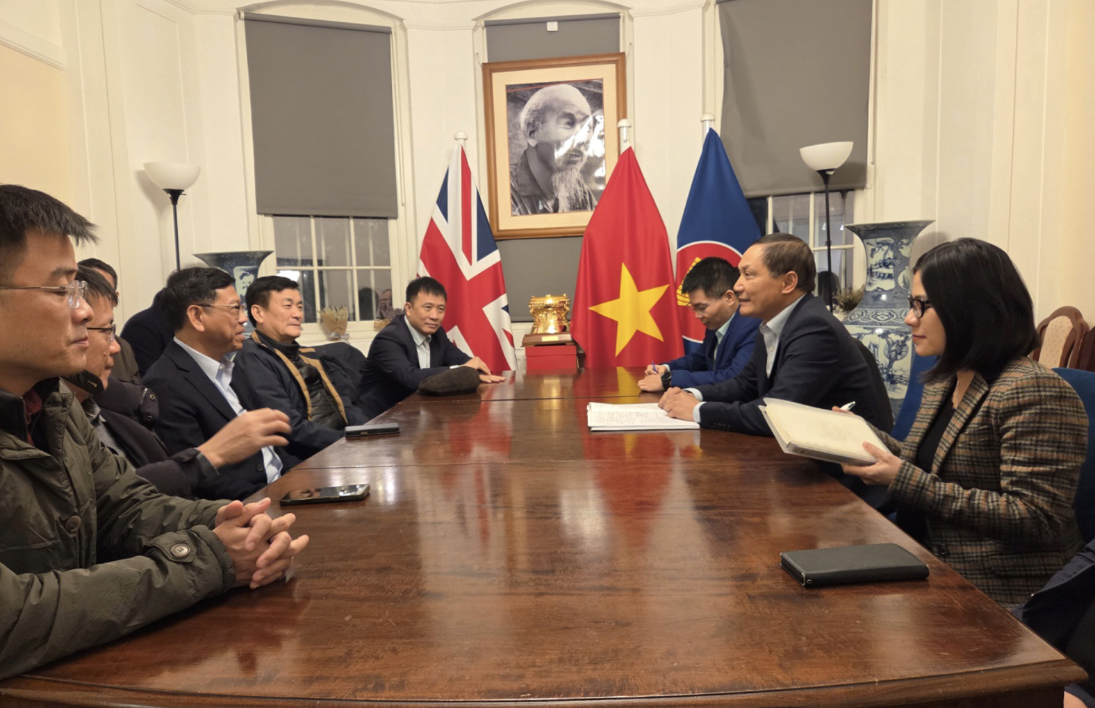 Thứ trưởng Nguyễn Xuân Sang dự Khóa họp IMO 34 tại Anh, thúc đẩy hợp tác hàng hải quốc tế- Ảnh 5.