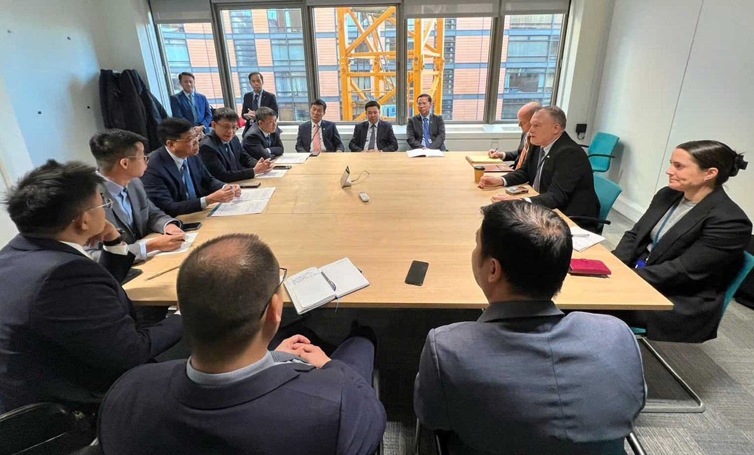 Thứ trưởng Nguyễn Xuân Sang dự Khóa họp IMO 34 tại Anh, thúc đẩy hợp tác hàng hải quốc tế- Ảnh 4.