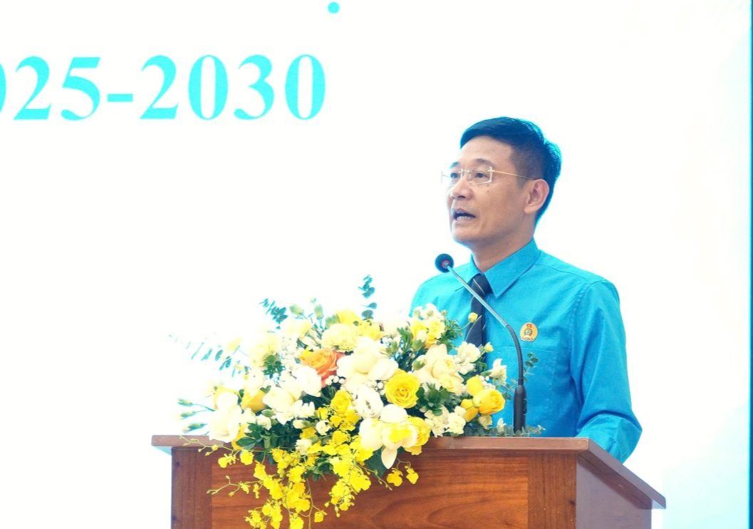 E:\Năm 2025\Tháng 11\Hình ảnh\ĐH Công đoàn\z7271971551354_154a1a6a83c027abbb867ec8f6b4abaa.jpg