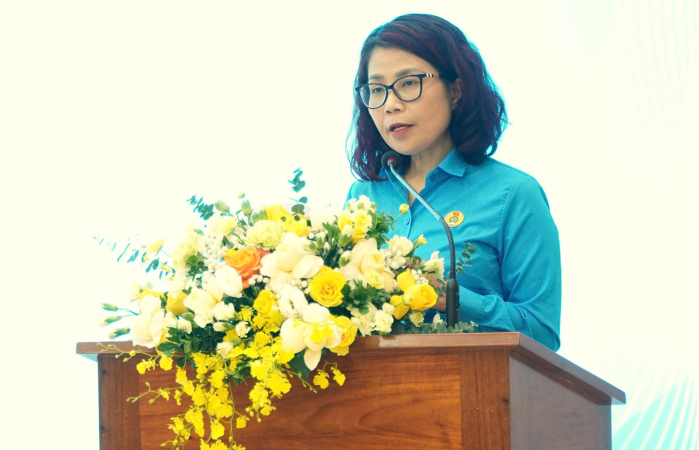 E:\Năm 2025\Tháng 11\Hình ảnh\ĐH Công đoàn\z7271912188220_9ec7c6720d28f8a18565edc1993c8d59.jpg