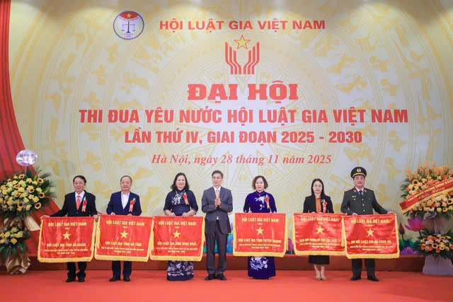 Hội Luật gia Việt Nam tổ chức thành công Đại hội thi đua yêu nước lần thứ IV- Ảnh 4.