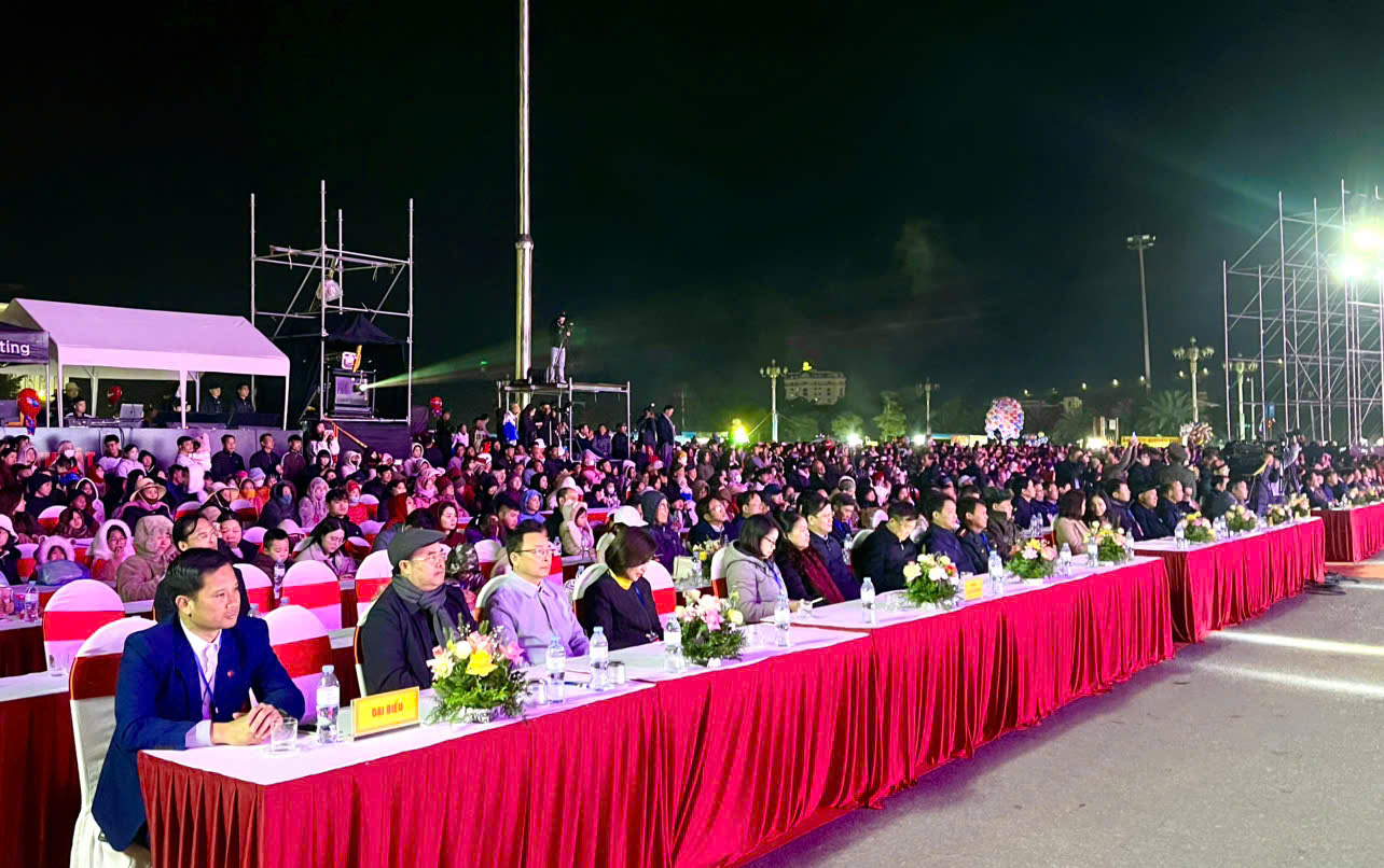 Tuần lễ du lịch - văn hóa Lai Châu: Về vùng “sơn kỳ, thuỷ tú, động tiên”- Ảnh 2.