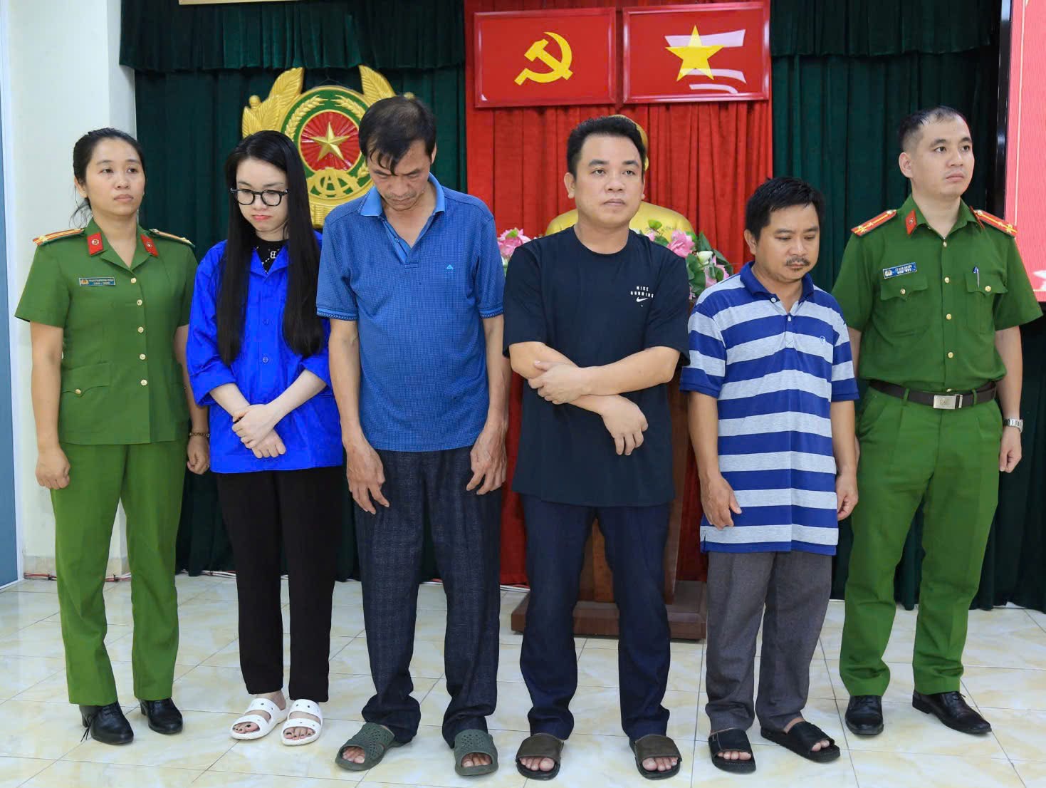 Triệt phá đường dây mua bán hóa đơn khống hơn 4.000 tỷ đồng tại Đồng Nai- Ảnh 1.