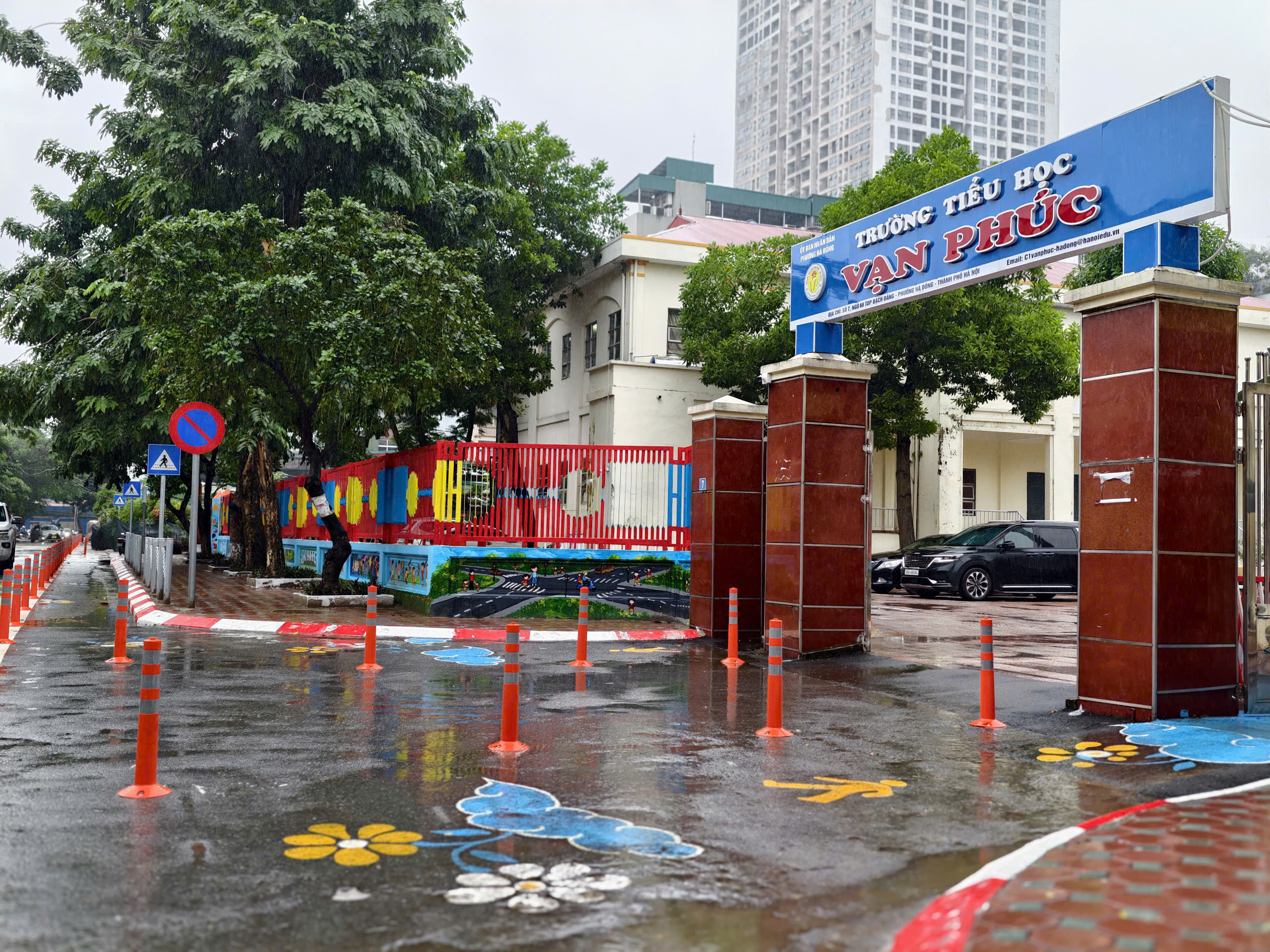 Hà Nội nhân rộng mô hình “Cổng trường an toàn giao thông”- Ảnh 1.