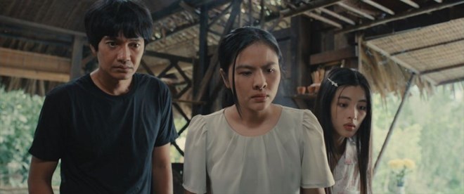 Phim kinh dị "Cải mả" có gì hấp dẫn mà soán ngôi "Cục vàng của ngoại"?- Ảnh 2. Phim kinh dị "Cải mả" có gì hấp dẫn mà soán ngôi "Cục vàng của ngoại"?- Ảnh 2.