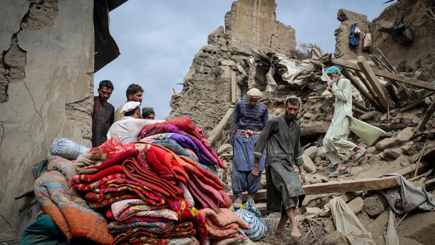 Động đất mạnh ở Afghanistan, ít nhất 20 người thiệt mạng, 320 người bị thương- Ảnh 1.