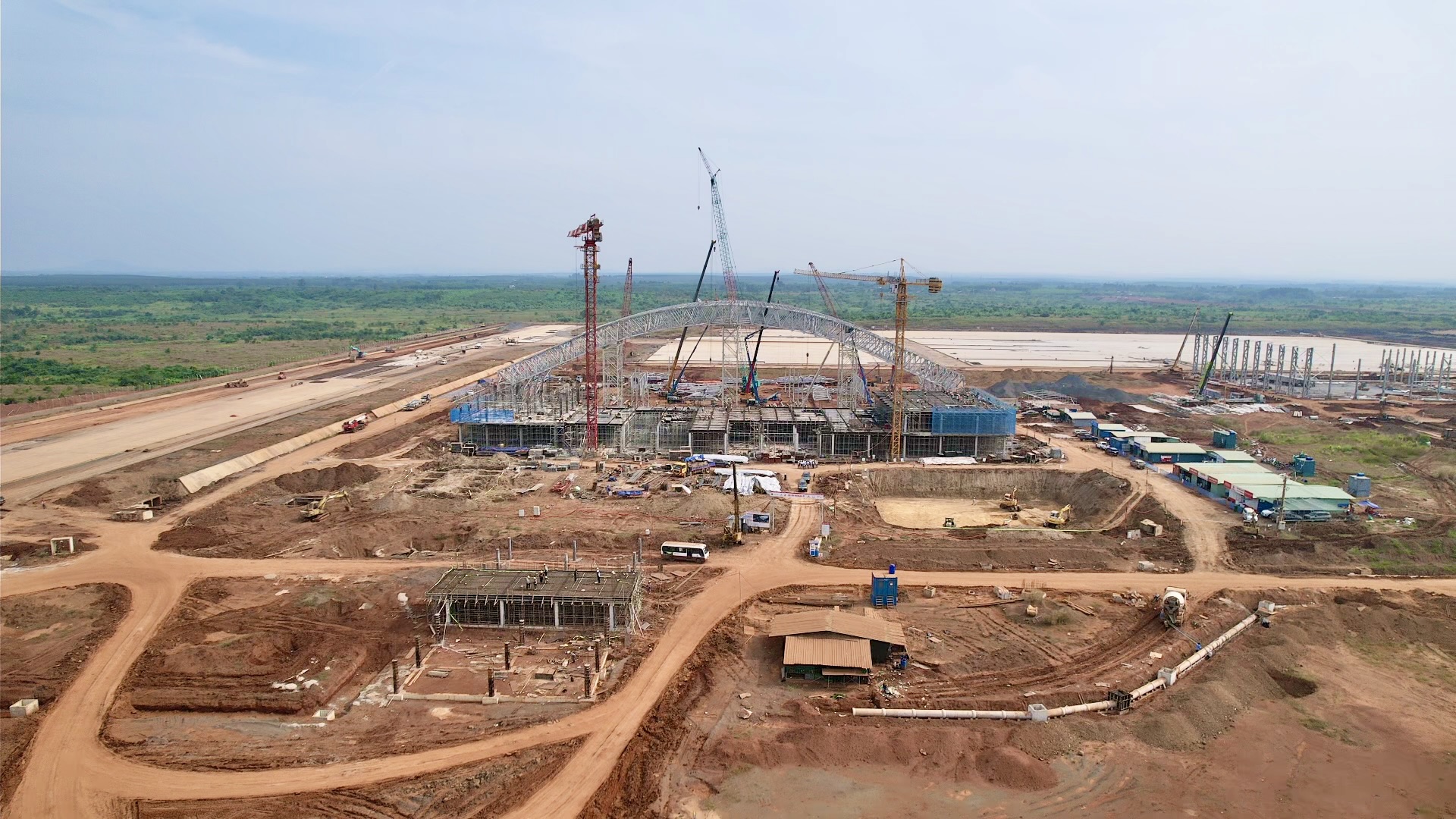 Dự án thành phần 4 sân bay Long Thành tăng tốc sau mưa, nhiều hạng mục bứt phá tiến độ- Ảnh 1.