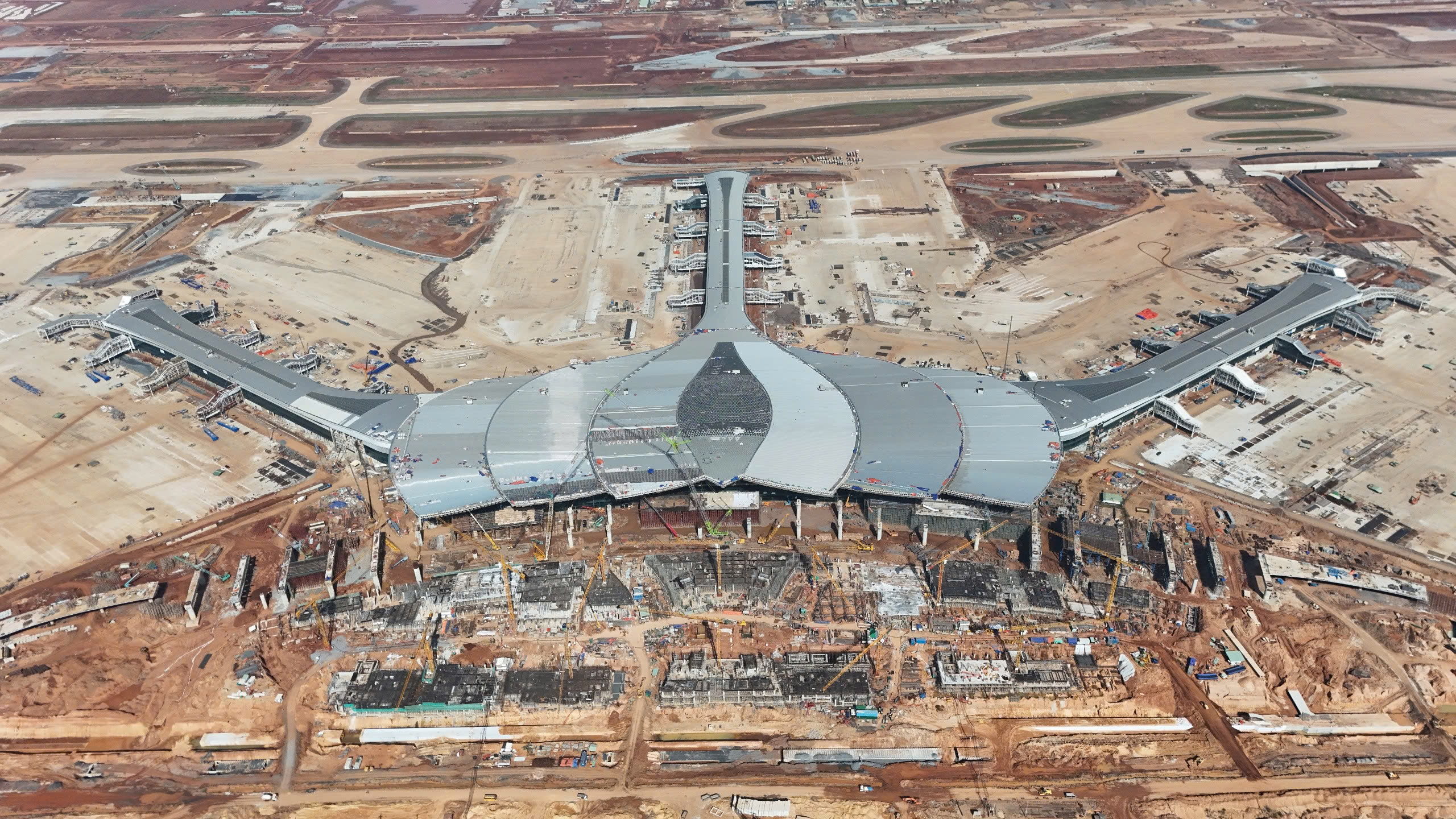 Dự án thành phần 4 sân bay Long Thành tăng tốc sau mưa, nhiều hạng mục bứt phá tiến độ- Ảnh 24.