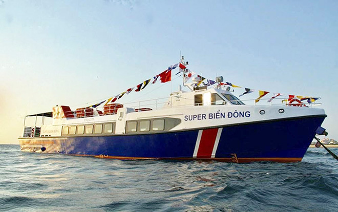 Nhiều thuận lợi trong hoạt động đăng kiểm tàu khách tại Quảng Ngãi- Ảnh 3. Nhiều thuận lợi trong hoạt động đăng kiểm tàu khách tại Quảng Ngãi- Ảnh 3.