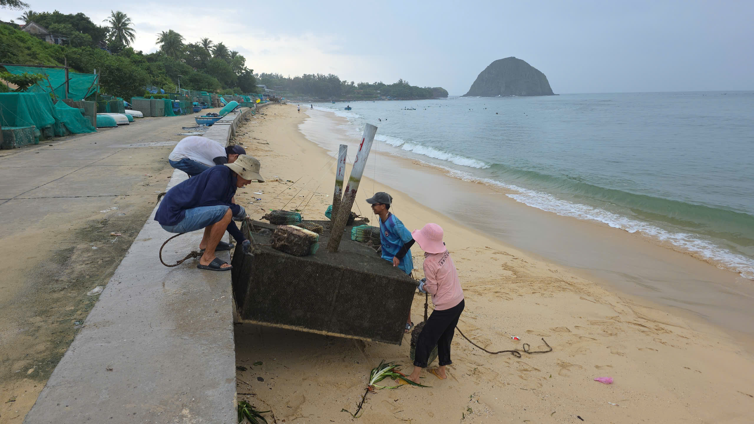 Đắk Lắk khẩn trương triển khai phương án ứng phó bão số 13- Ảnh 1.