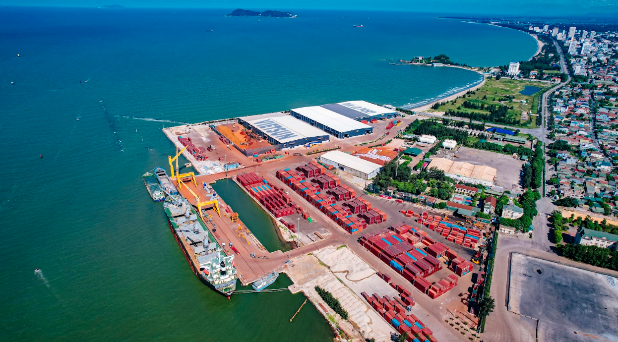 Đề xuất mở rộng vùng nước cảng biển Nghệ An phù hợp quy hoạch và nhu cầu đầu tư mới- Ảnh 1.