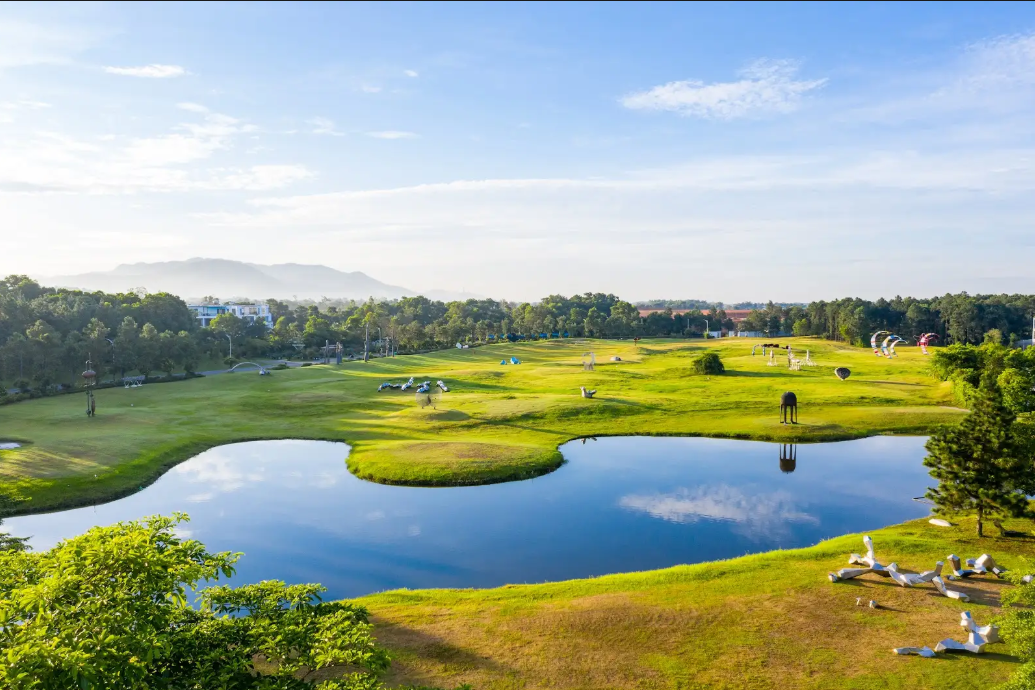 Bảo tàng Nghệ thuật đương đại Flamingo mở cửa miễn phí cho học sinh toàn quốc- Ảnh 1.