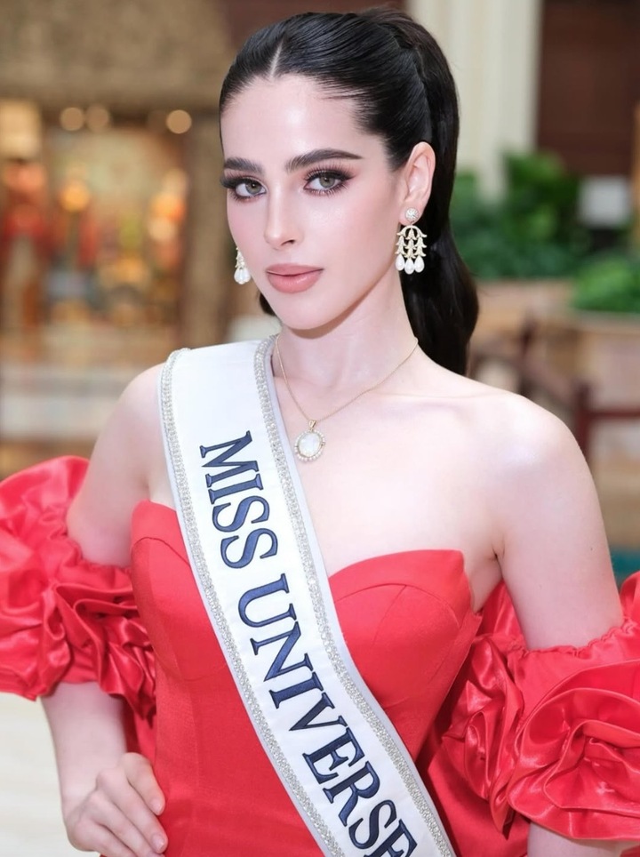 Tổ chức Miss Universe hành động khẩn sau ồn ào ông Nawat quát mắng thí sinh- Ảnh 2. Tổ chức Miss Universe hành động khẩn sau ồn ào ông Nawat quát mắng thí sinh- Ảnh 2.
