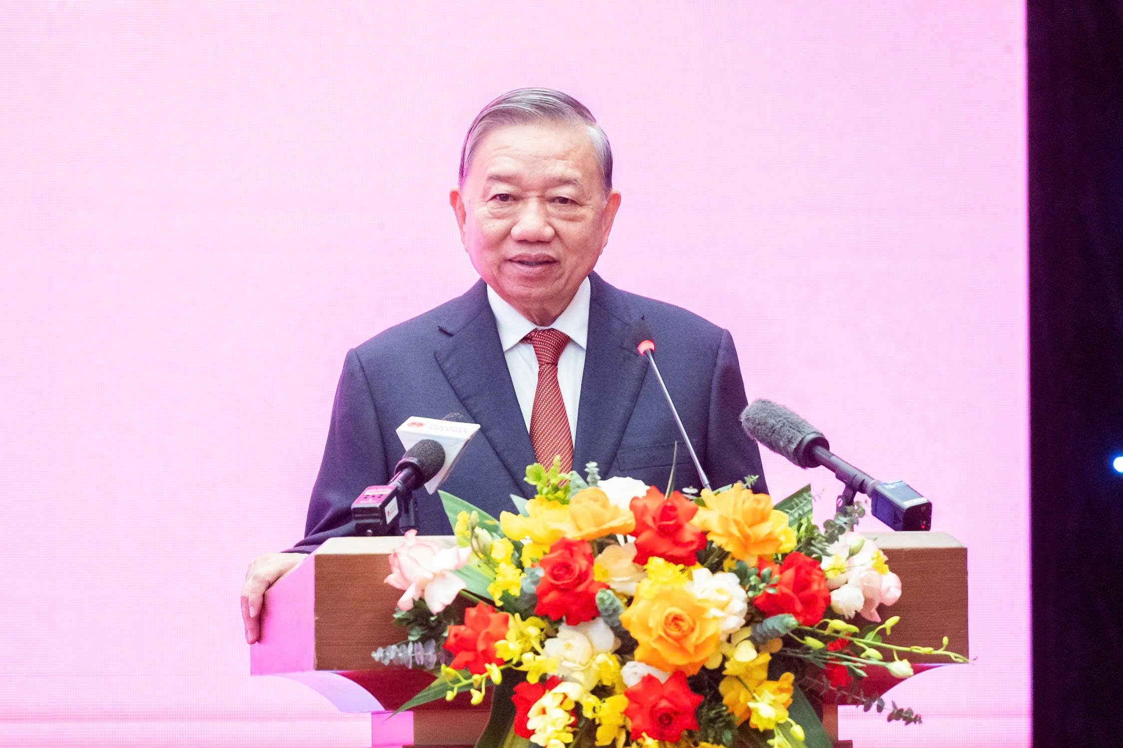 Ông Đỗ Văn Chiến làm Phó bí thư Thường trực Đảng ủy Quốc hội- Ảnh 3.