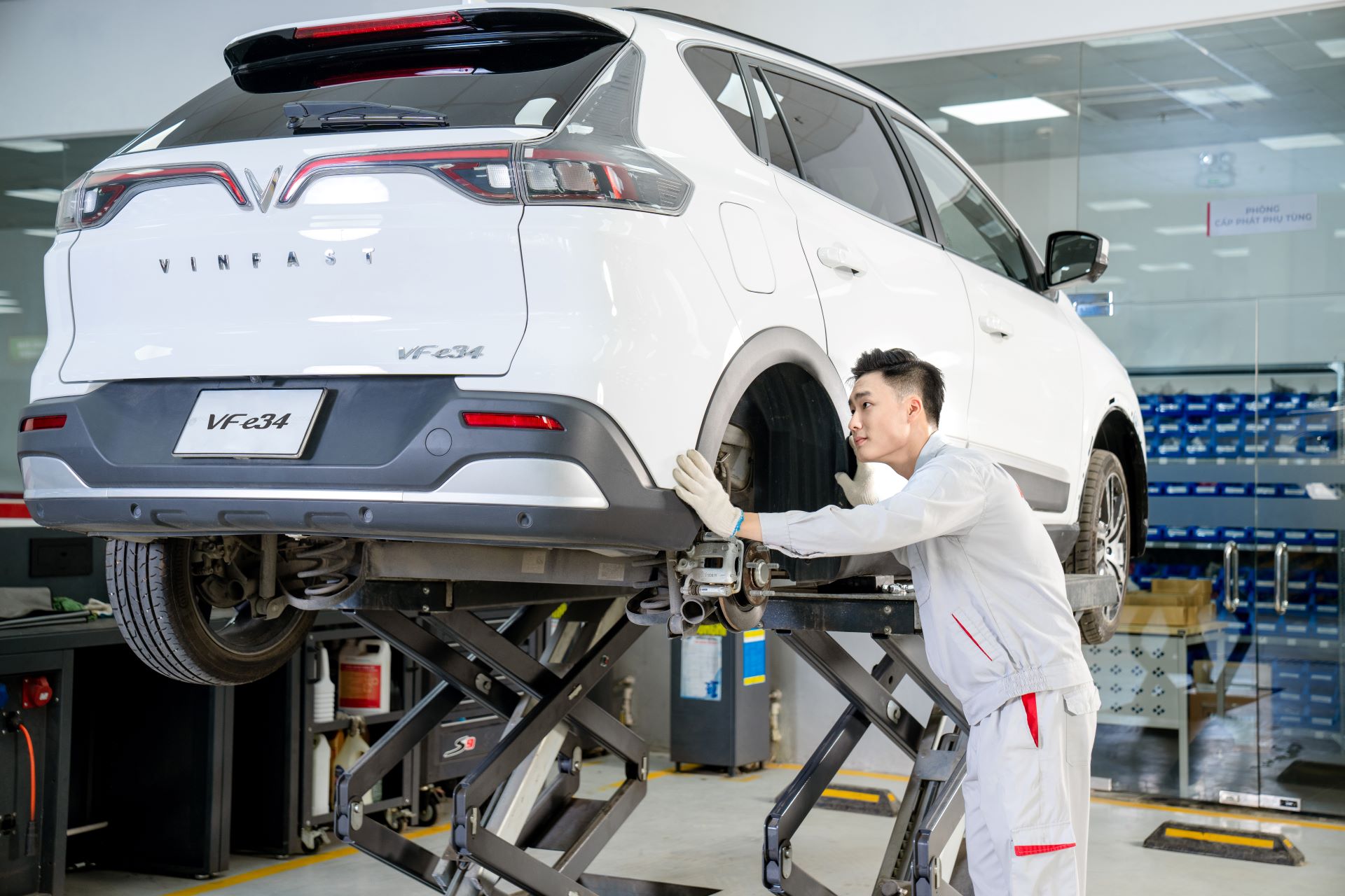 Giải bài toán “khát” nhân lực xe điện- Ảnh 3. Giải bài toán “khát” nhân lực xe điện- Ảnh 3.