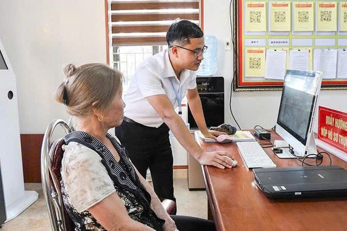 Hà Tĩnh: Vận hành chính quyền 2 cấp lấy chỉ số hài lòng về phục vụ hành chính làm nền tảng- Ảnh 3. Hà Tĩnh: Vận hành chính quyền 2 cấp lấy chỉ số hài lòng về phục vụ hành chính làm nền tảng- Ảnh 3.