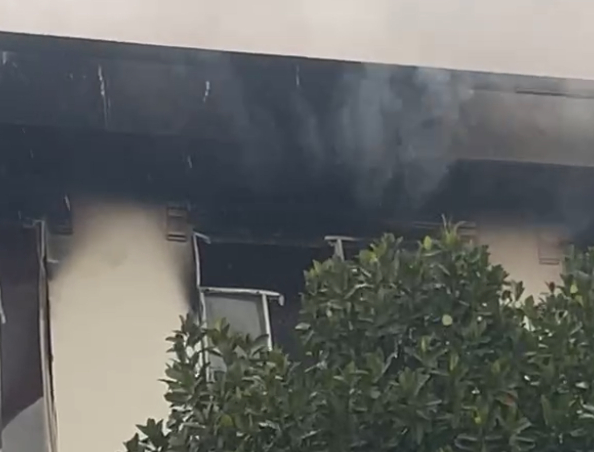 Đồng Nai: Sơ tán kịp thời hơn 60 bé khi cháy nhà kho tại trường mầm non- Ảnh 1.