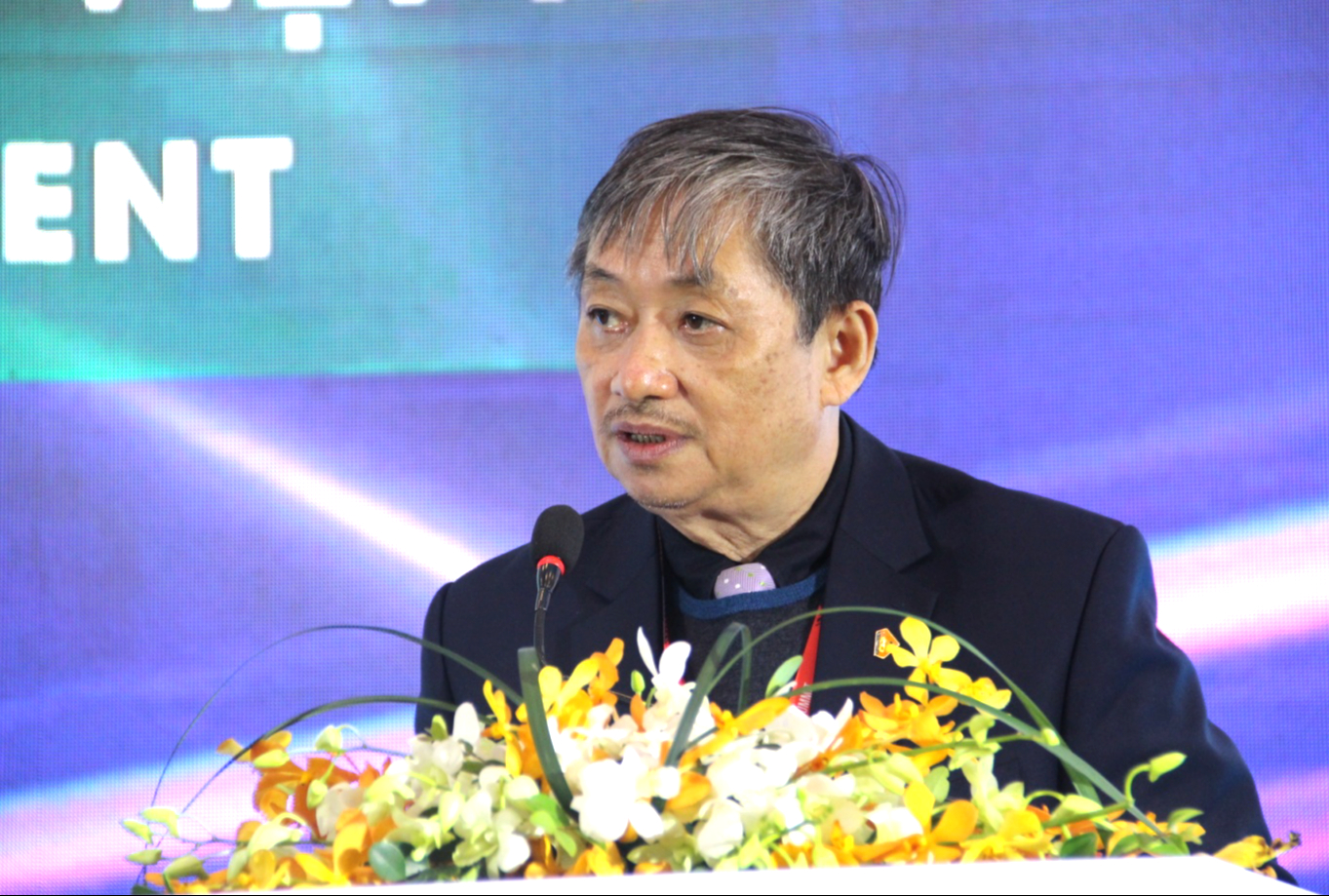 Hoàn thiện thể chế và chính sách để phát triển đô thị bền vững- Ảnh 1. Ông Đặng Việt Dũng, Chủ tịch Tổng hội Xây dựng Việt Nam khẳng định, đổi mới sáng tạo là động lực phát triển đô thị thông minh.