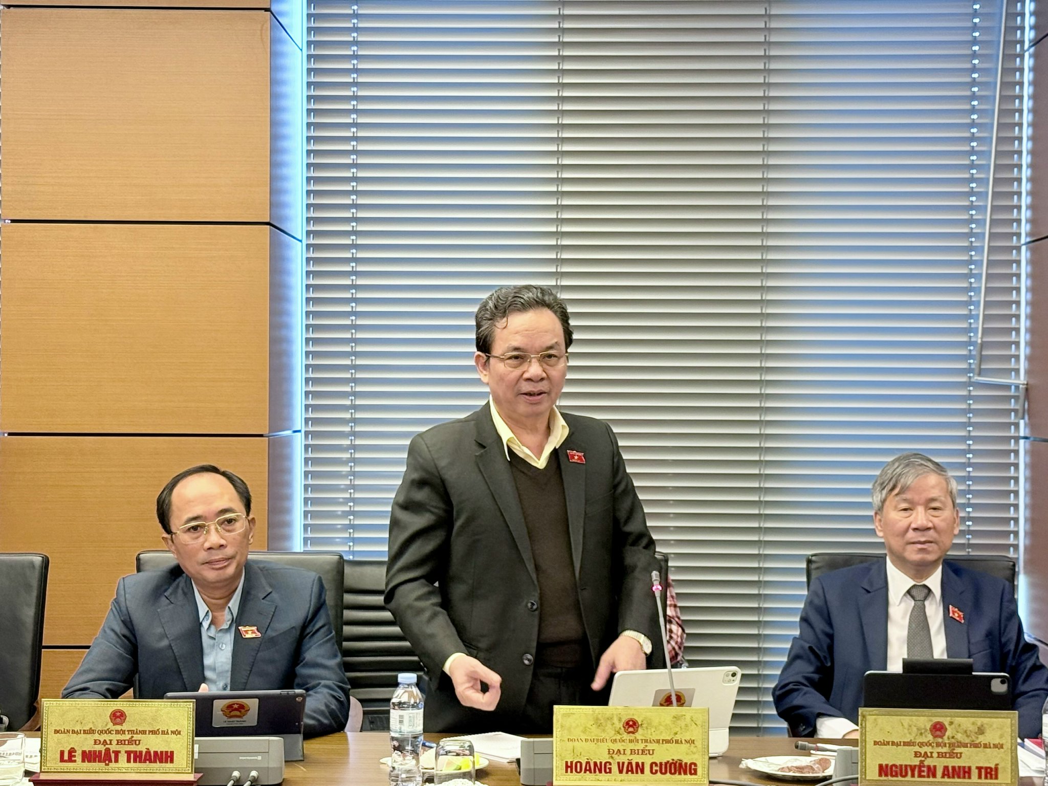 Đại biểu đề nghị linh hoạt áp thuế chuyển nhượng vàng miếng- Ảnh 2. Đại biểu đề nghị linh hoạt áp thuế chuyển nhượng vàng miếng- Ảnh 2.