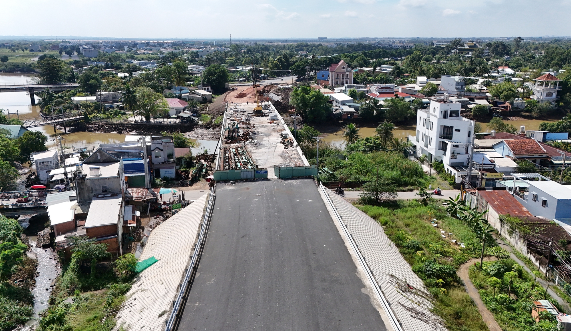 Hương lộ 2 nối QL51 với cao tốc đua tiến độ, sẵn sàng thông xe cuối tháng 11- Ảnh 3. Hương lộ 2 nối QL51 với cao tốc đua tiến độ, sẵn sàng thông xe cuối tháng 11- Ảnh 3.