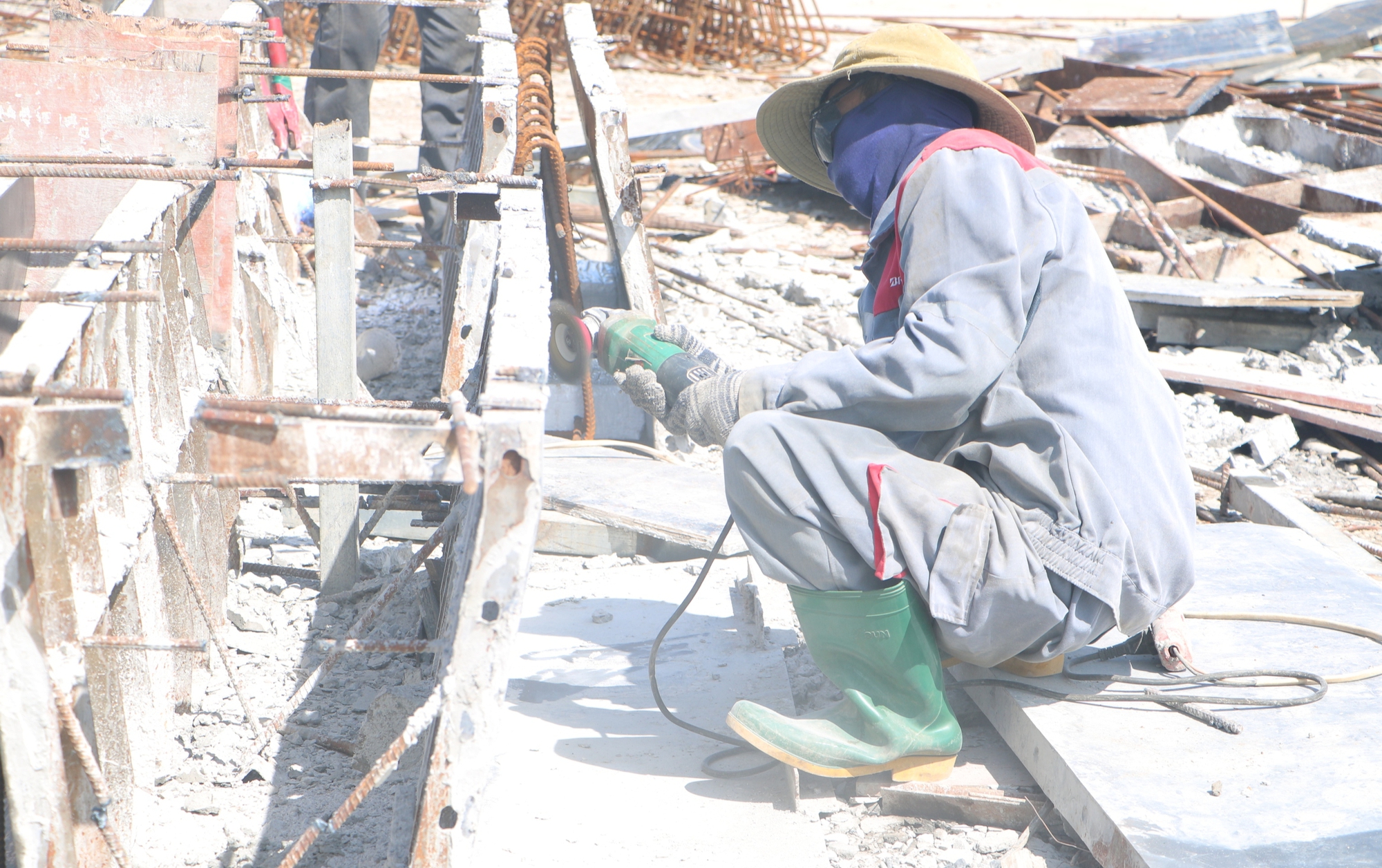 Hương lộ 2 nối QL51 với cao tốc đua tiến độ, sẵn sàng thông xe cuối tháng 11- Ảnh 4. Hương lộ 2 nối QL51 với cao tốc đua tiến độ, sẵn sàng thông xe cuối tháng 11- Ảnh 4.