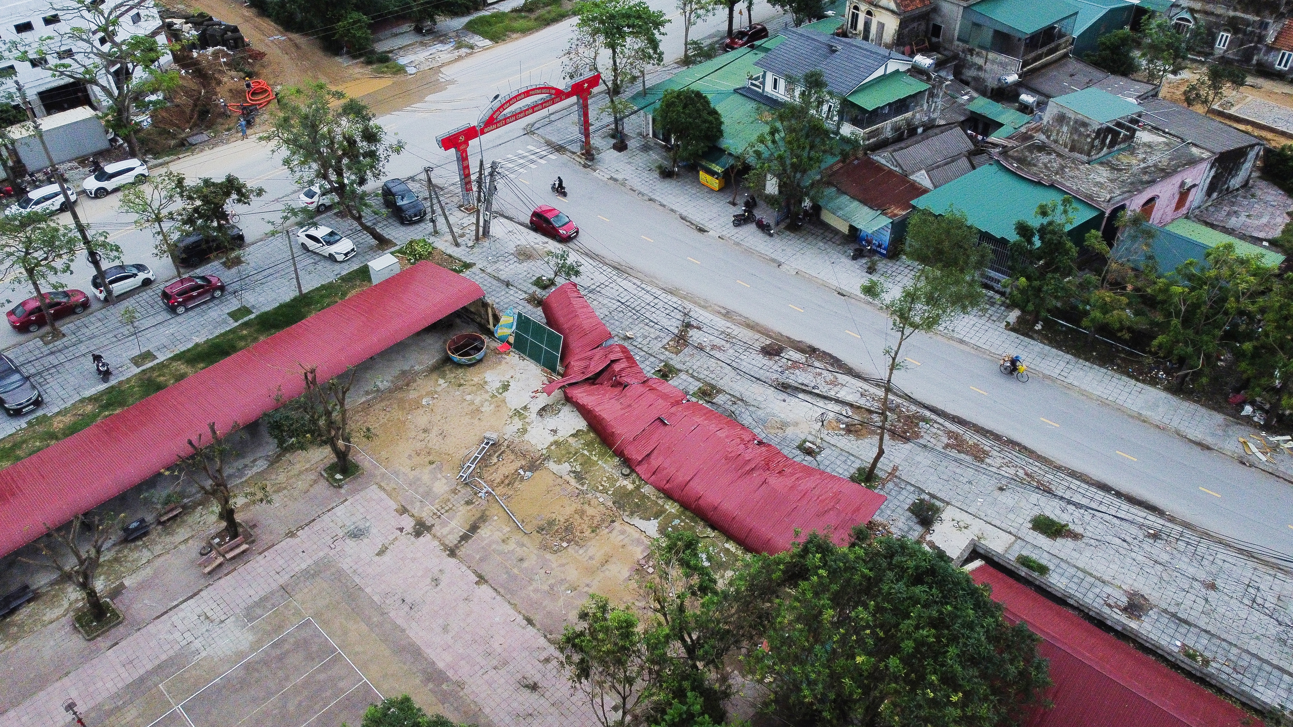 Sửa chữa trường học sau bão lũ ở Nghệ An gặp khó do thiếu kinh phí - Ảnh 4. Sửa chữa trường học sau bão lũ ở Nghệ An gặp khó do thiếu kinh phí - Ảnh 4.