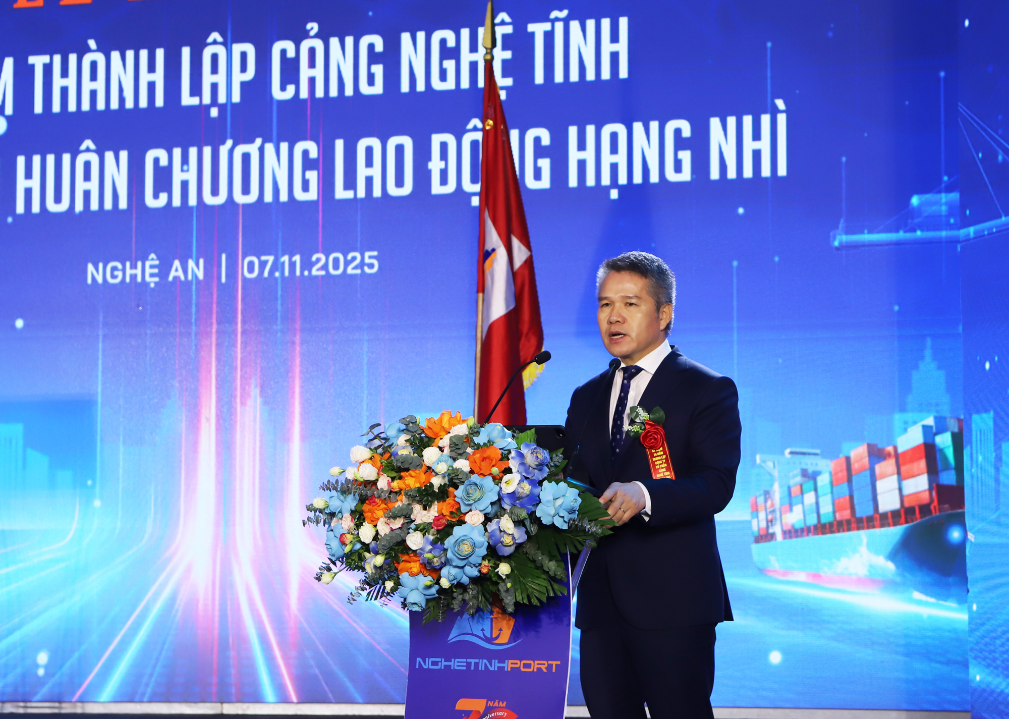 Cảng Nghệ Tĩnh sau 70 năm, chuyển mình thành trụ cột logistics của Bắc Trung Bộ- Ảnh 5. Cảng Nghệ Tĩnh sau 70 năm, chuyển mình thành trụ cột logistics của Bắc Trung Bộ- Ảnh 5.