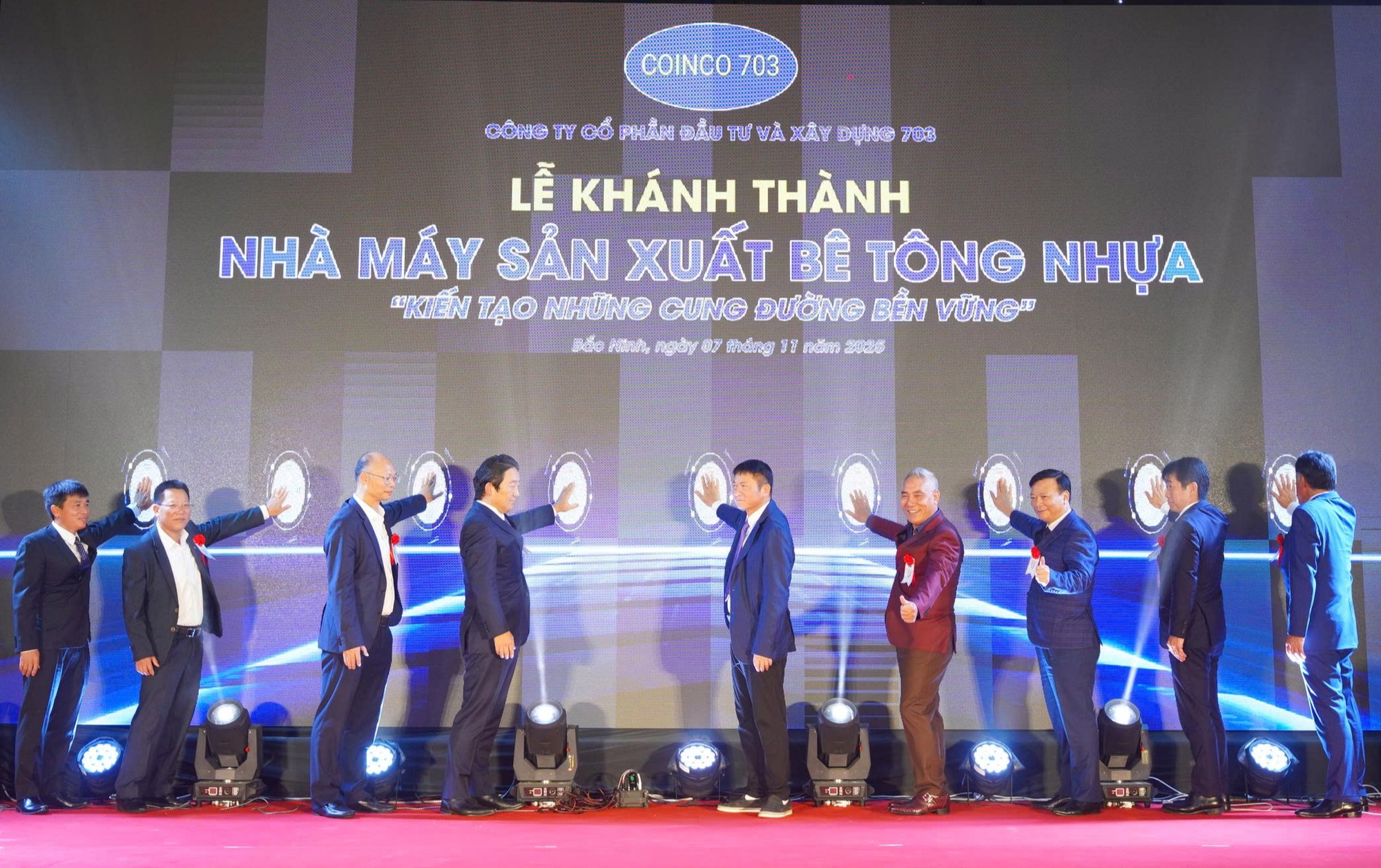 Khánh thành nhà máy bê tông nhựa ứng dụng nhiên liệu khí hóa lỏng đầu tiên tại Việt Nam- Ảnh 1. Khánh thành nhà máy bê tông nhựa ứng dụng nhiên liệu khí hóa lỏng đầu tiên tại Việt Nam- Ảnh 1.