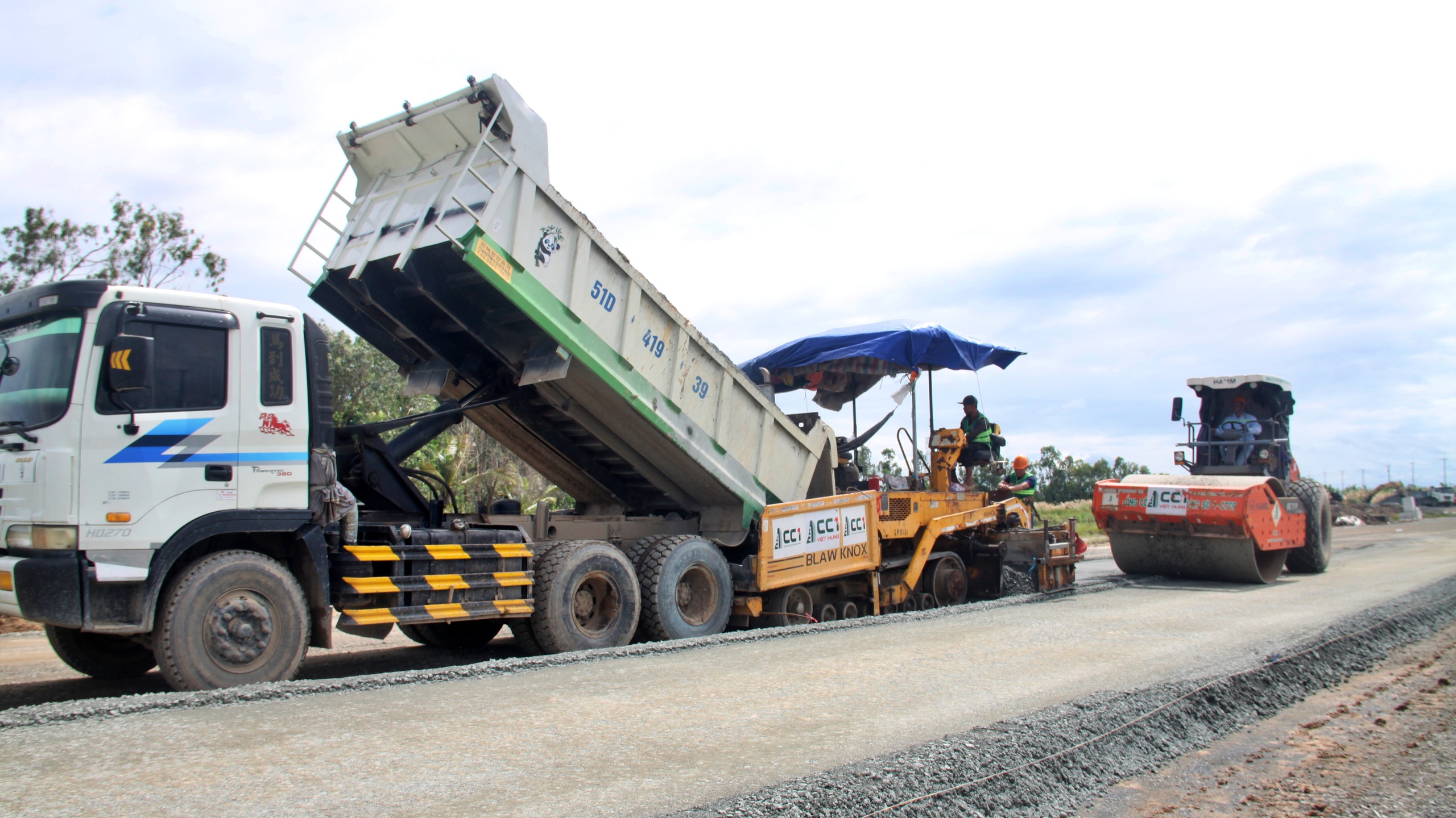 Cà Mau bứt phá hạ tầng, kiến tạo cực tăng trưởng xanh trong giai đoạn mới- Ảnh 3. Cà Mau bứt phá hạ tầng, kiến tạo cực tăng trưởng xanh trong giai đoạn mới- Ảnh 3.