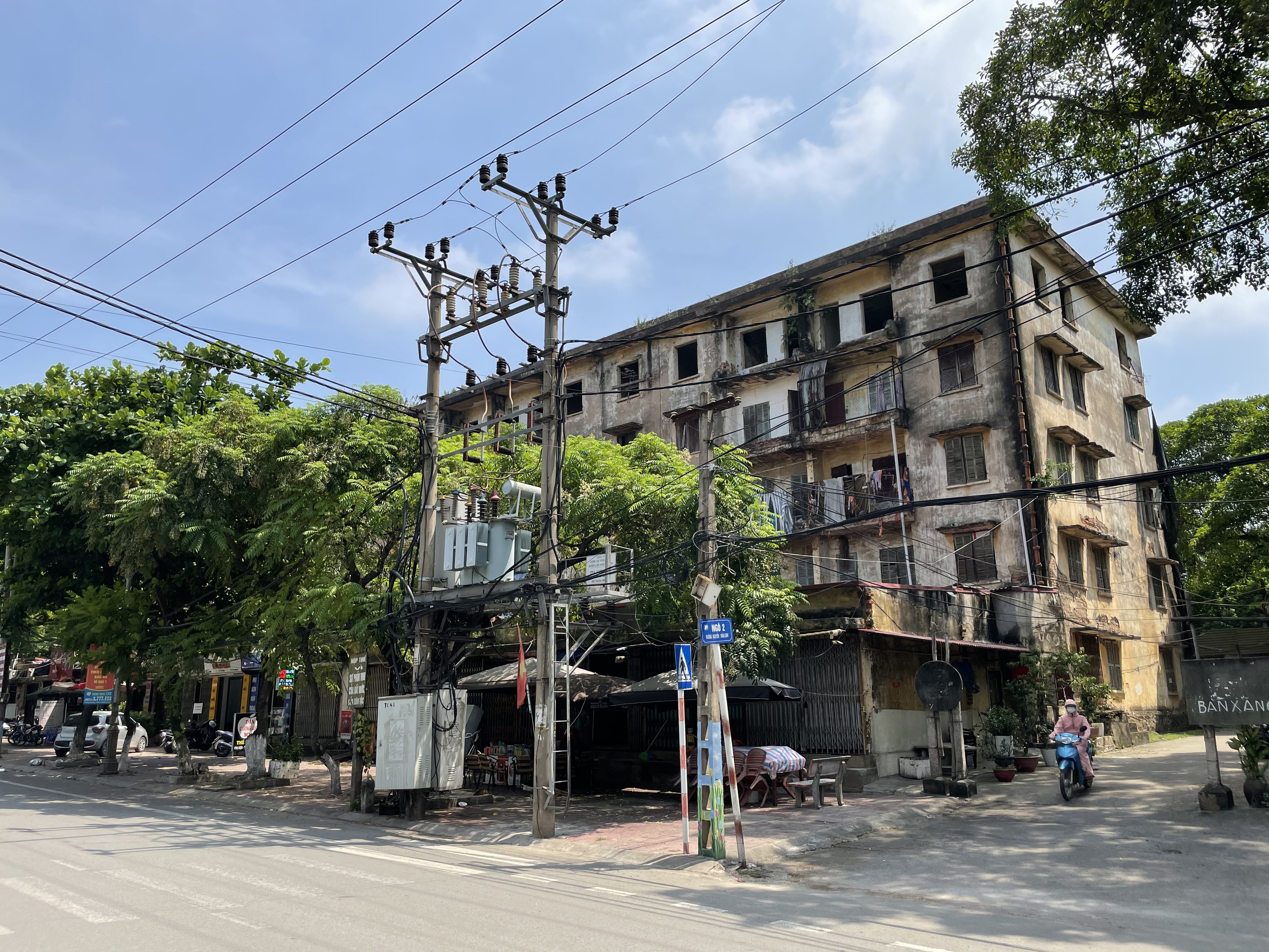 Phú Thọ: Xử lý tình trạng các nhà tập thể, chung cư xuống cấp- Ảnh 1. Phú Thọ: Xử lý tình trạng các nhà tập thể, chung cư xuống cấp- Ảnh 1.