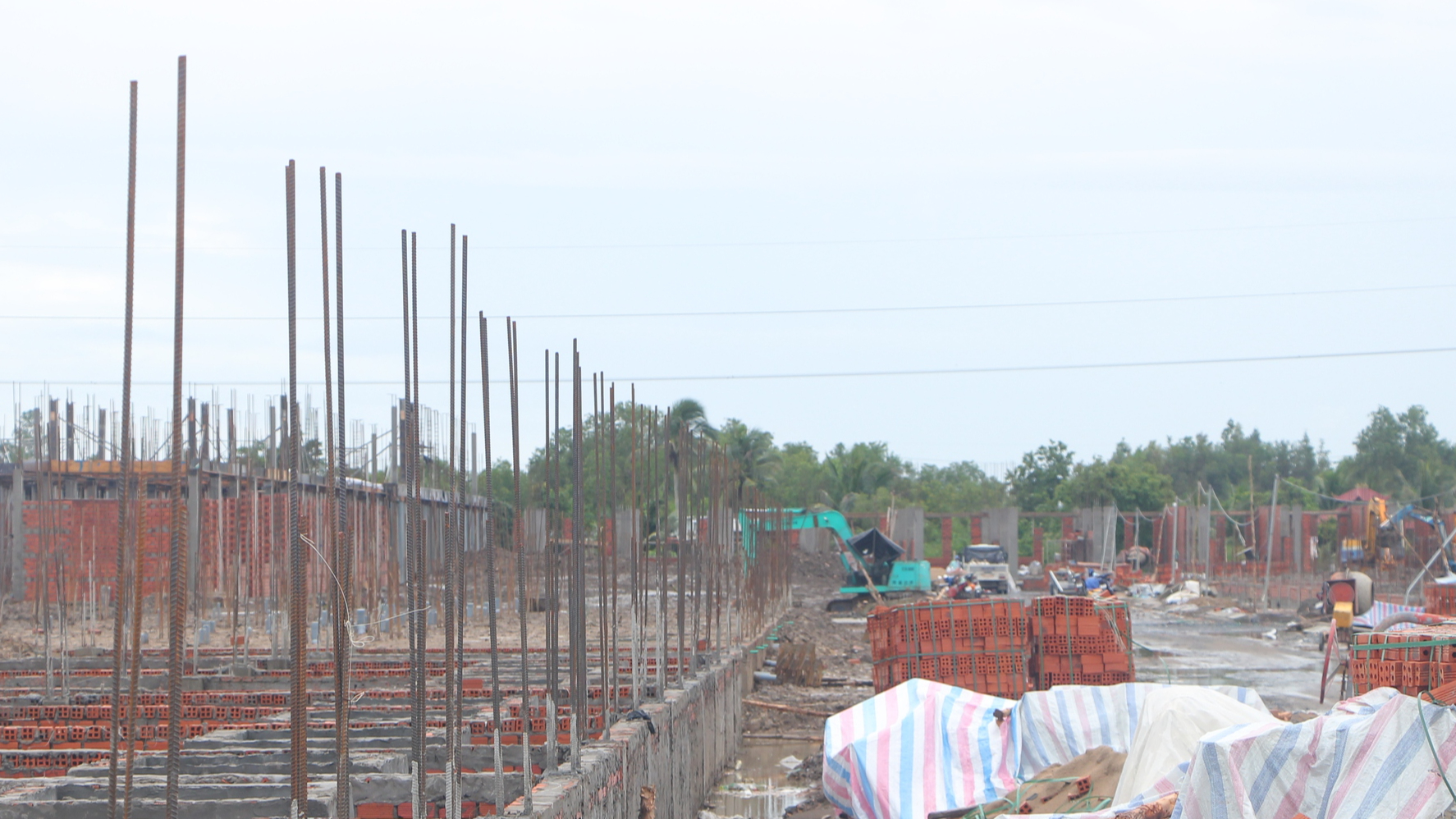 Cà Mau tháo gỡ khó khăn, thúc đẩy phát triển nhà ở xã hội và thị trường bất động sản- Ảnh 1. Cà Mau tháo gỡ khó khăn, thúc đẩy phát triển nhà ở xã hội và thị trường bất động sản- Ảnh 1.