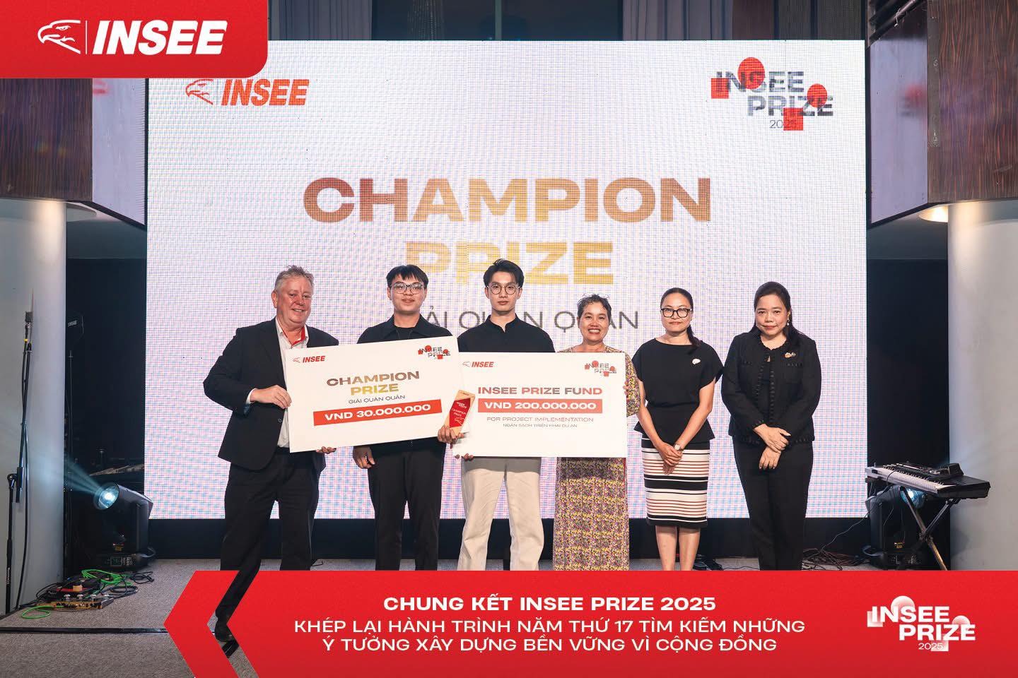 Sinh viên Đại học Kiến trúc TP.HCM giành ngôi quán quân INSEE Prize 2025- Ảnh 1. 576826346_1288781476384734_7235779590788497771_n.jpg