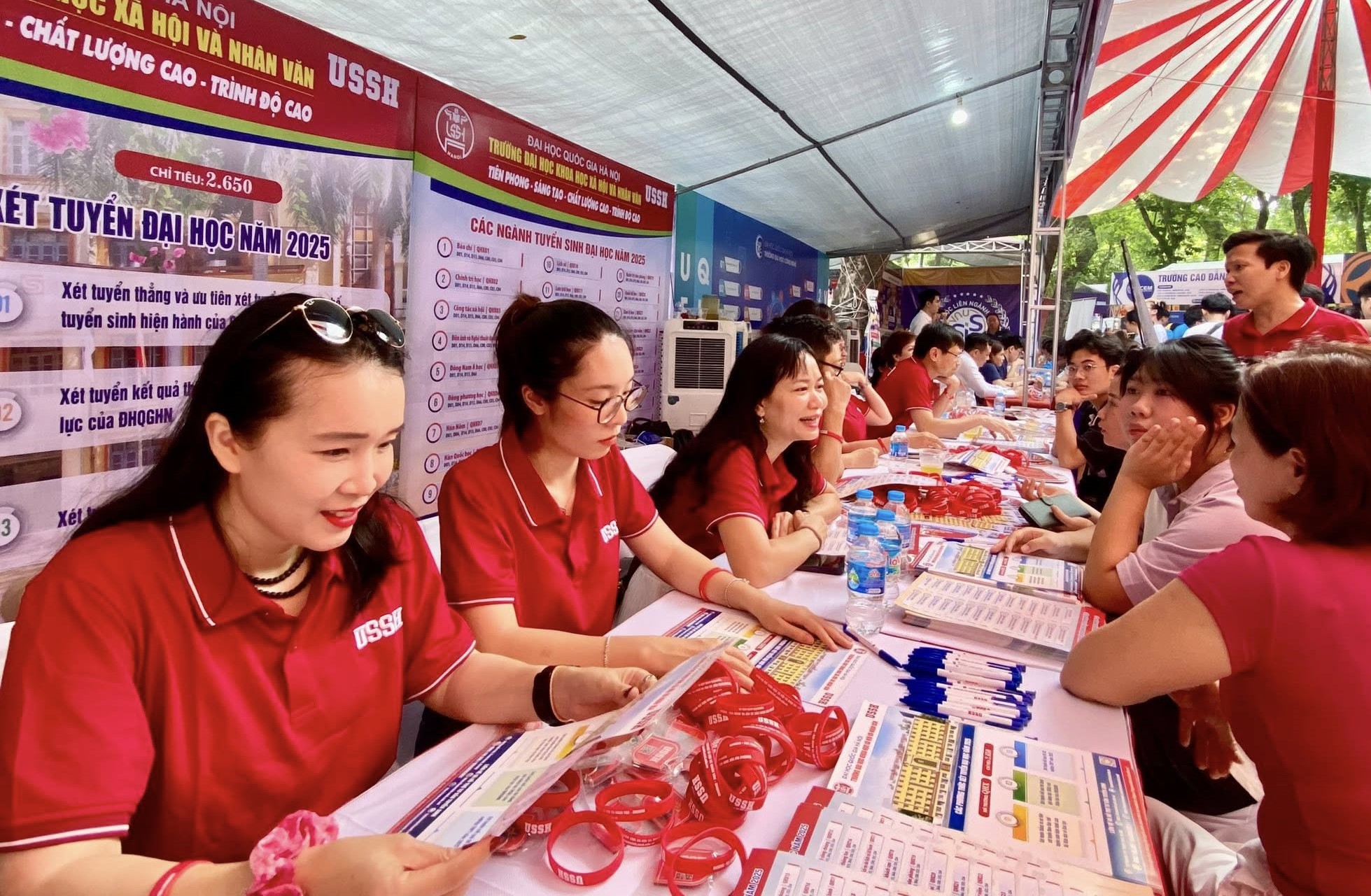 Đại học Khoa học Xã hội và Nhân văn dự kiến phương án tuyển sinh 2026- Ảnh 1.