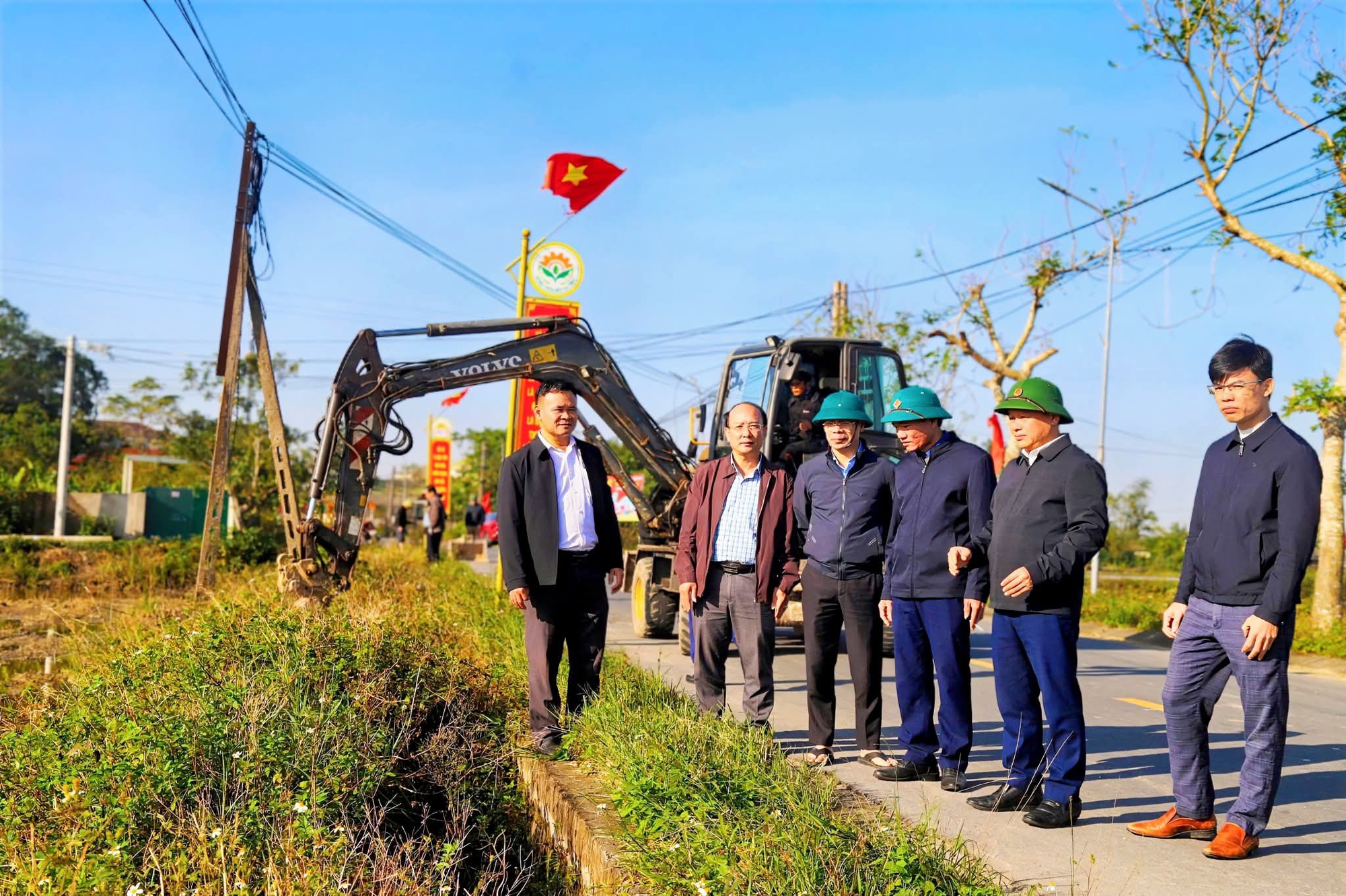 Hà Tĩnh: Lựa chọn trực tiếp đối thoại để gắn kết ý đảng - lòng dân- Ảnh 4.