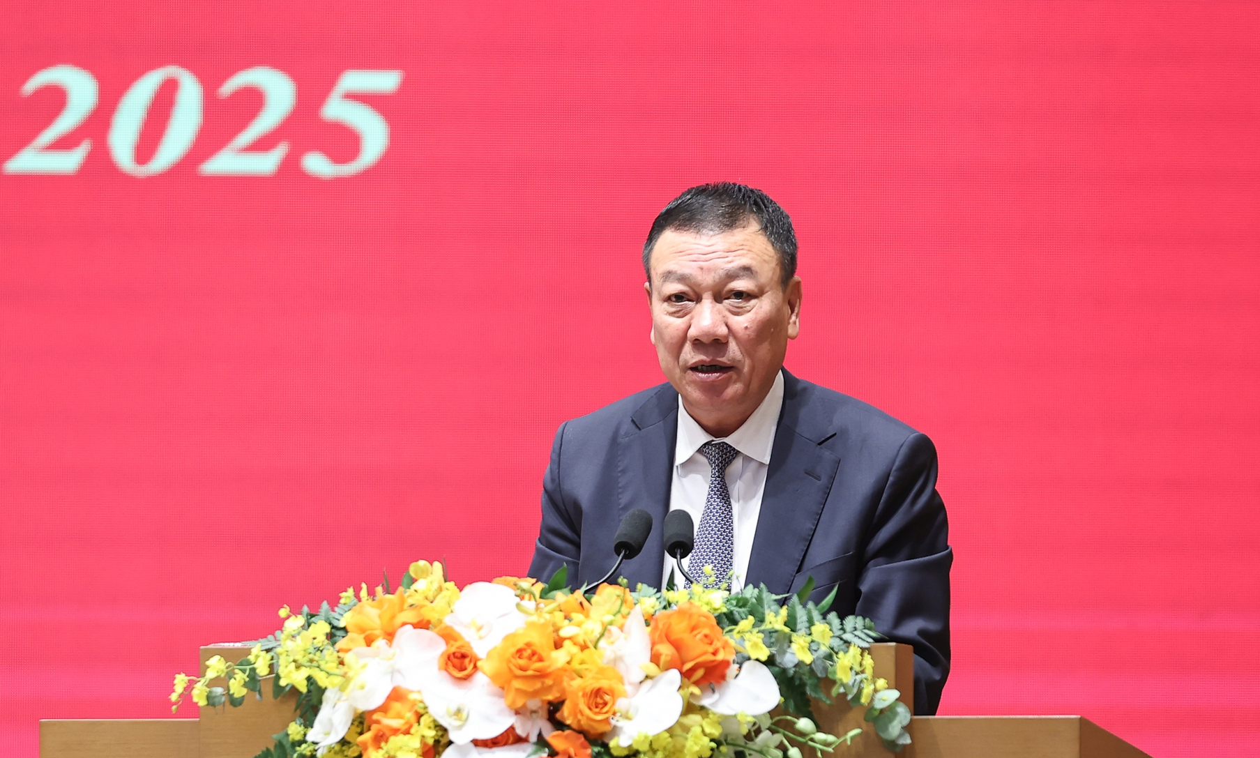 Thủ tướng: Phòng chống tham nhũng, lãng phí, tiêu cực là nhiệm vụ trọng tâm, cấp bách- Ảnh 2.