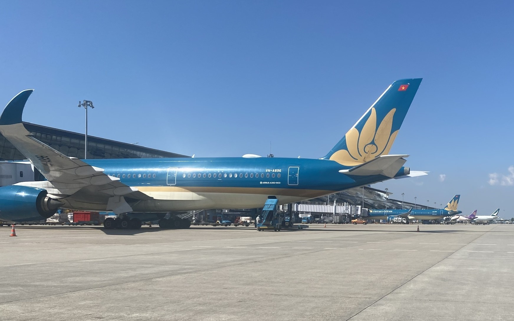 Xây dựng, hoàn thiện hành lang pháp lý phát triển hàng không dân dụng- Ảnh 3. Cục Hàng không triển khai kế hoạch thi hành pháp luật năm 2025