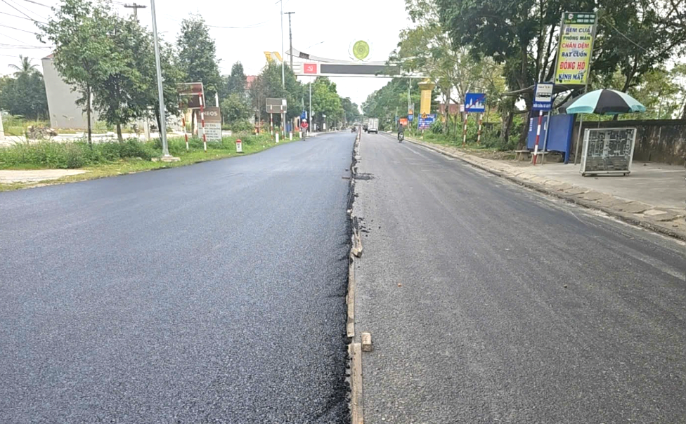 Thanh Hóa: Sửa chữa định kỳ để bảo vệ hạ tầng giao thông- Ảnh 3.