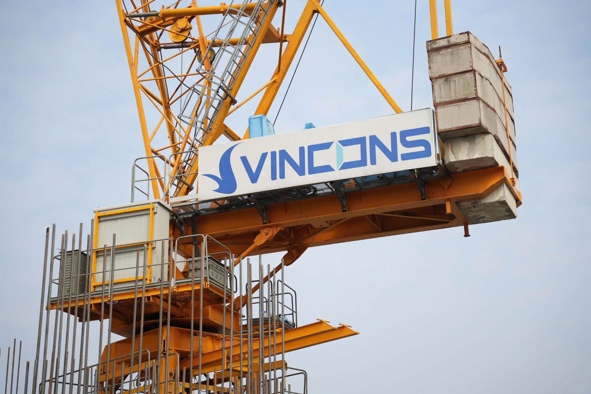VinCons tuyển dụng 100.000 công nhân xây dựng trên toàn quốc- Ảnh 2.