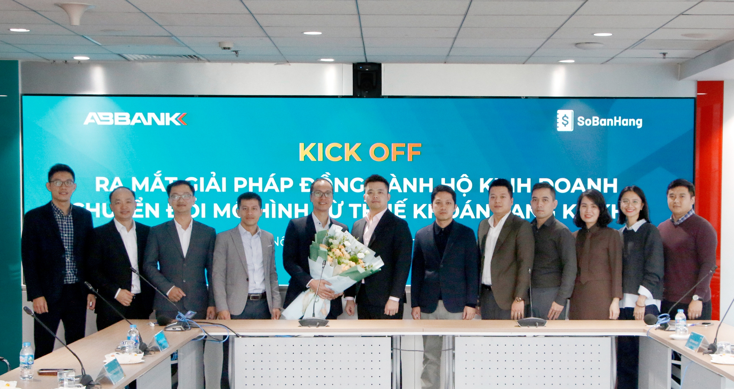 Hộ kinh doanh sẽ được hỗ trợ chuyển đổi số với giải pháp từ ABBANK và Sổ bán hàng- Ảnh 1. Hộ kinh doanh sẽ được hỗ trợ chuyển đổi số với giải pháp từ ABBANK và Sổ bán hàng- Ảnh 1.